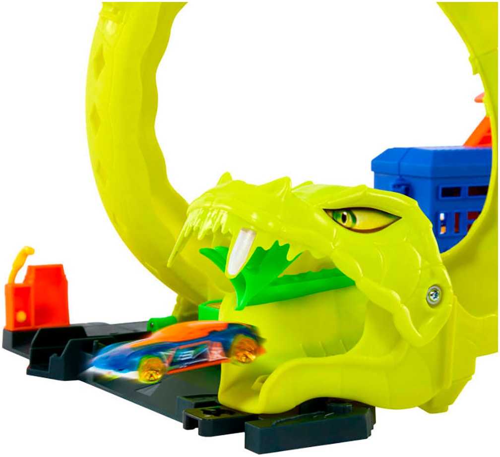 Hot Wheels Spiel-Gebäude »Schlangen-Spiralattacke«, inklusive Fahrzeug im Maßstab 1:64