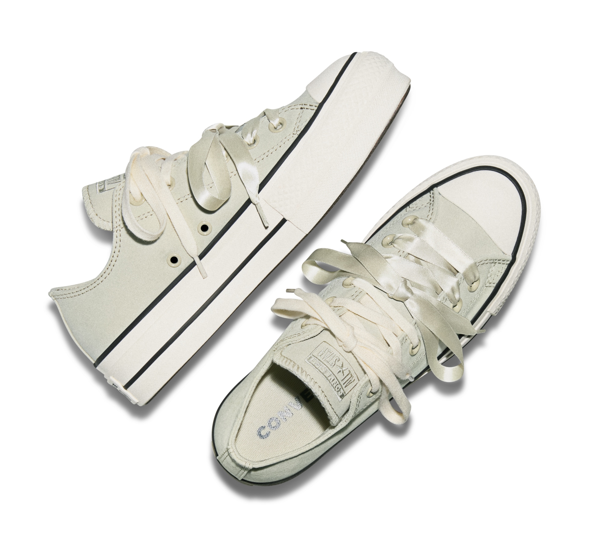 Converse Sneaker »CHUCK TAYLOR ALL STAR LIFT PLATFORM PEACHED CANVAS«  für den Alltag, mit profiliertem Laufsohlenprofil, mit Schnürung