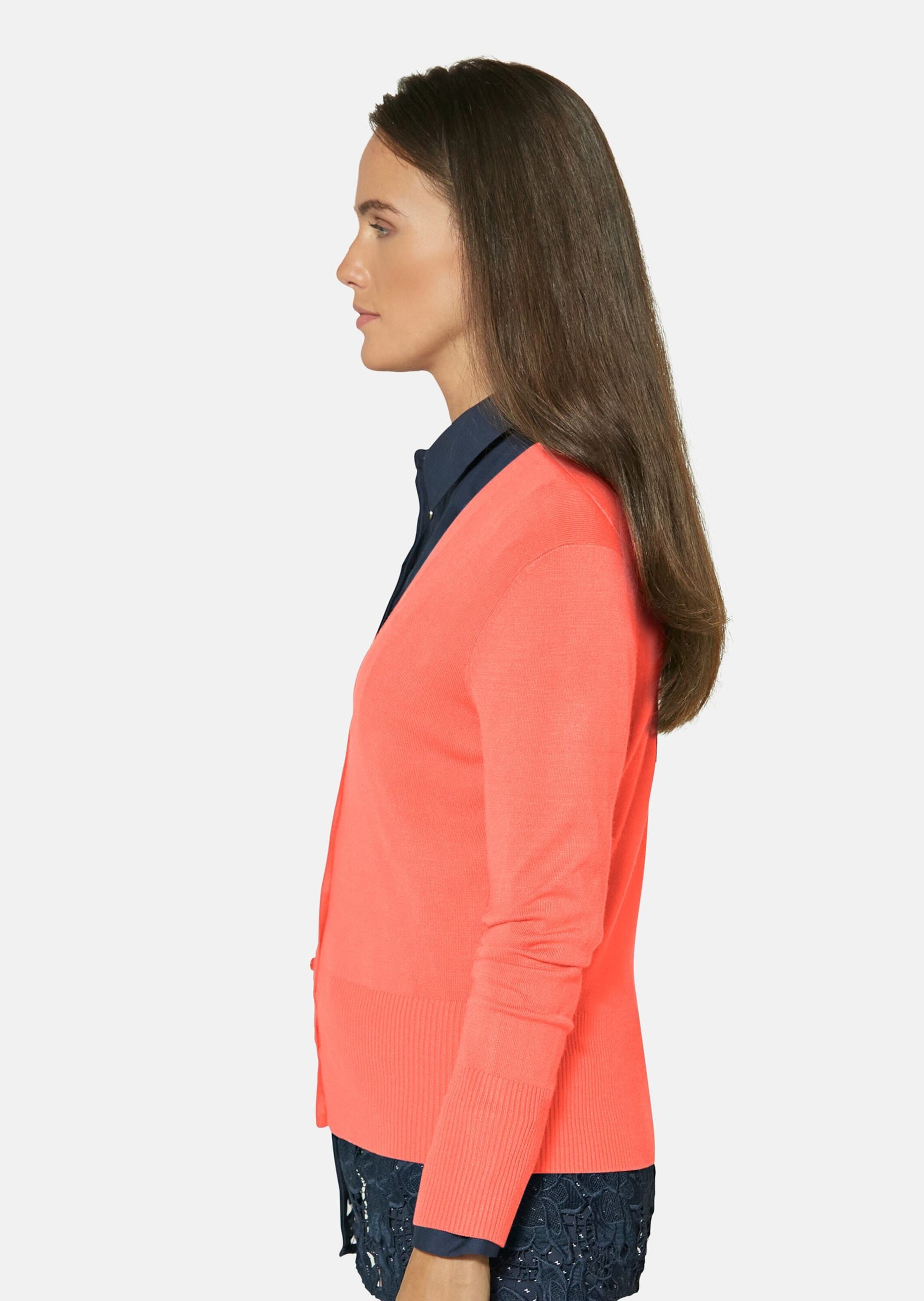 MADELEINE Strickjacke »Strickjacke Eleganter Viskose-Cardigan mit Knopfleiste« Hochwertige Blendenverarbeitung