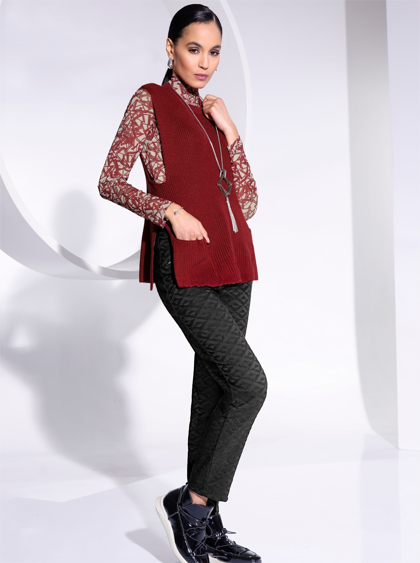 creation L Webhose