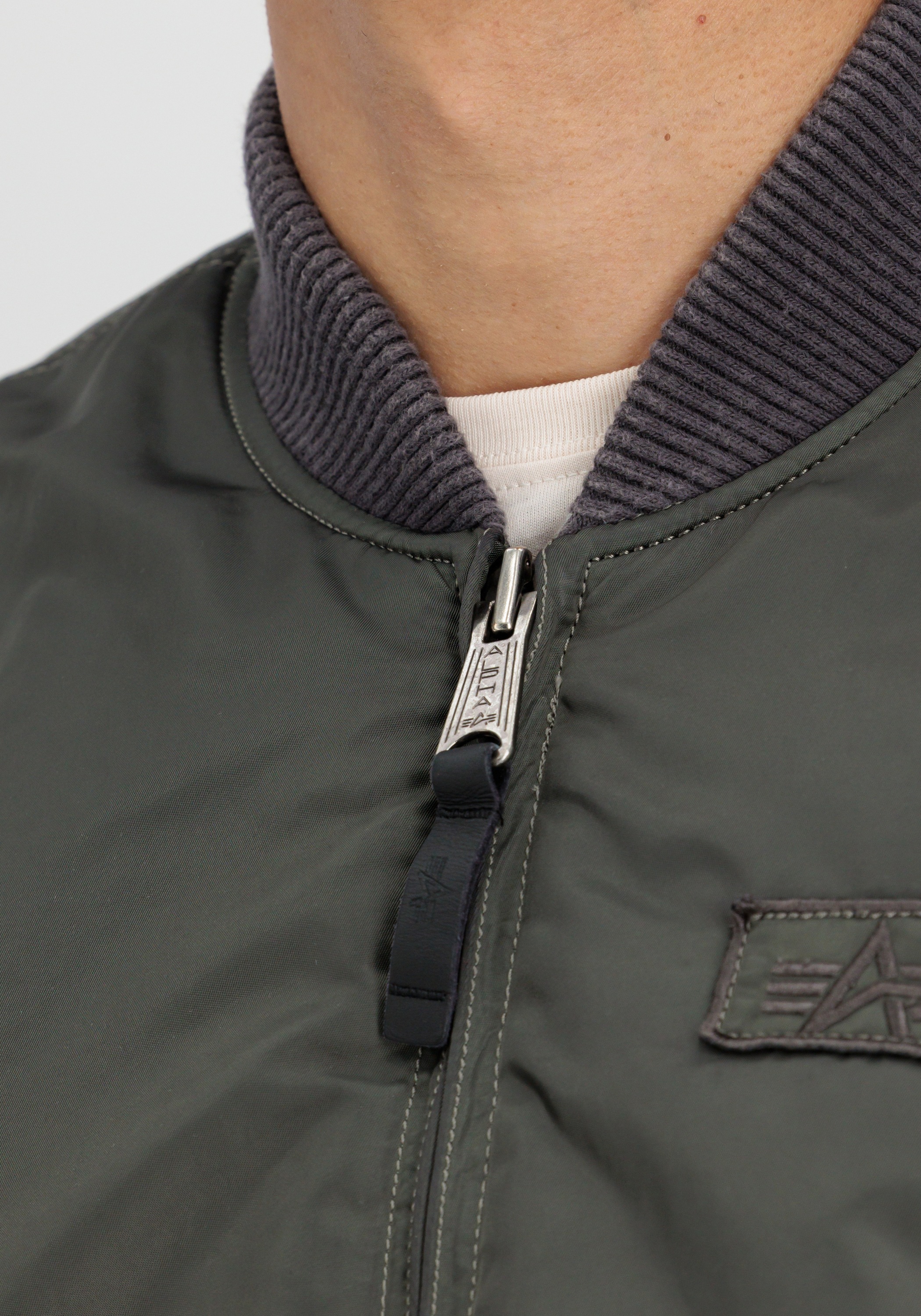 Alpha Industries Bomberjacke »Alpha Industries Men - Bomber Jackets MA-1 VF Authentic Overdyed«