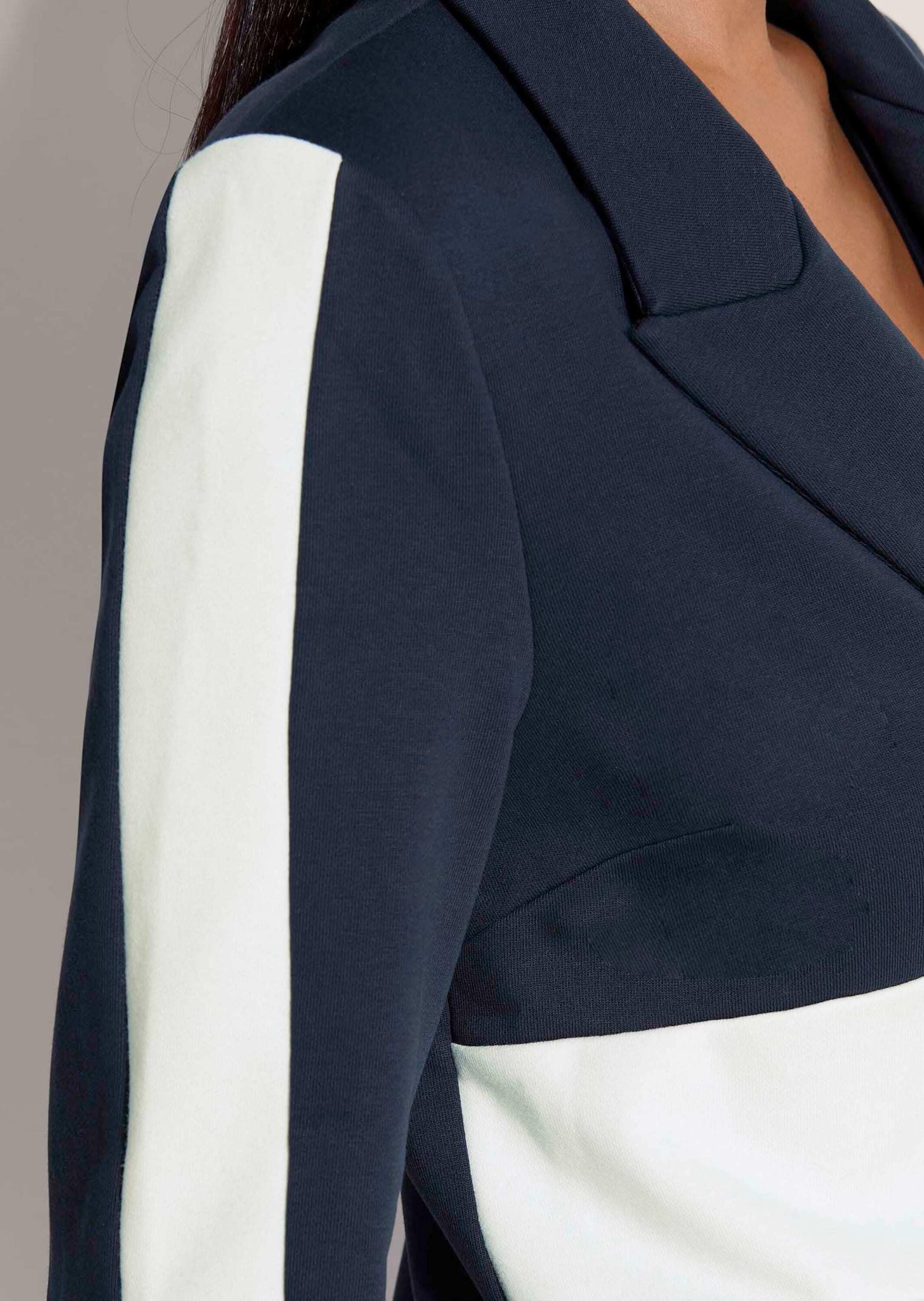 MADELEINE Langarmshirt »Blazer Elegante Businessjacke mit Kontrasten« Asymmetrische Blocktreifen