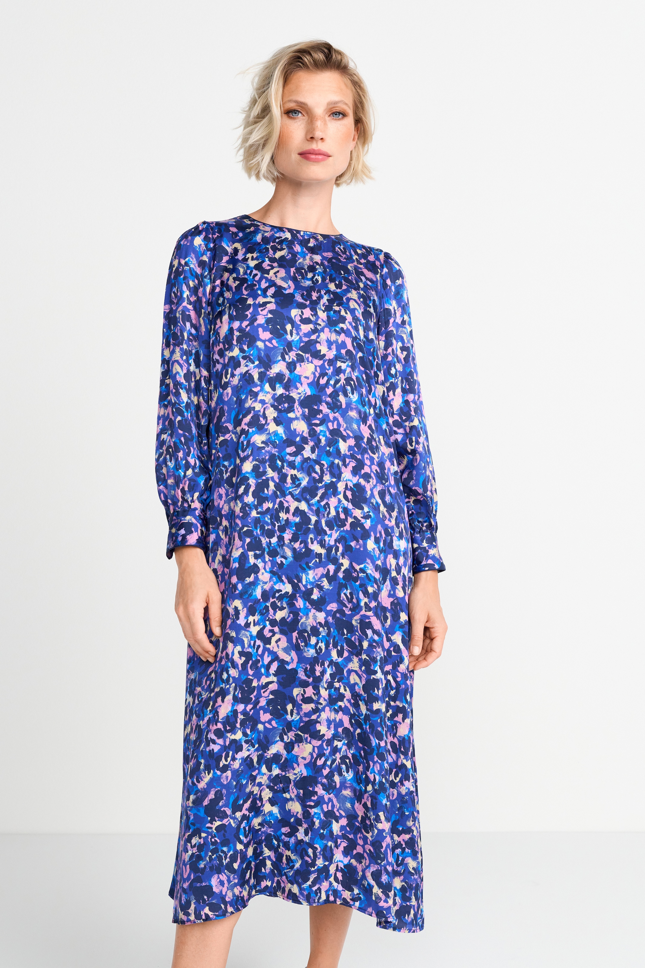 RICHROYAL Midikleid, mit künstlerischem Colour-Leo-Print