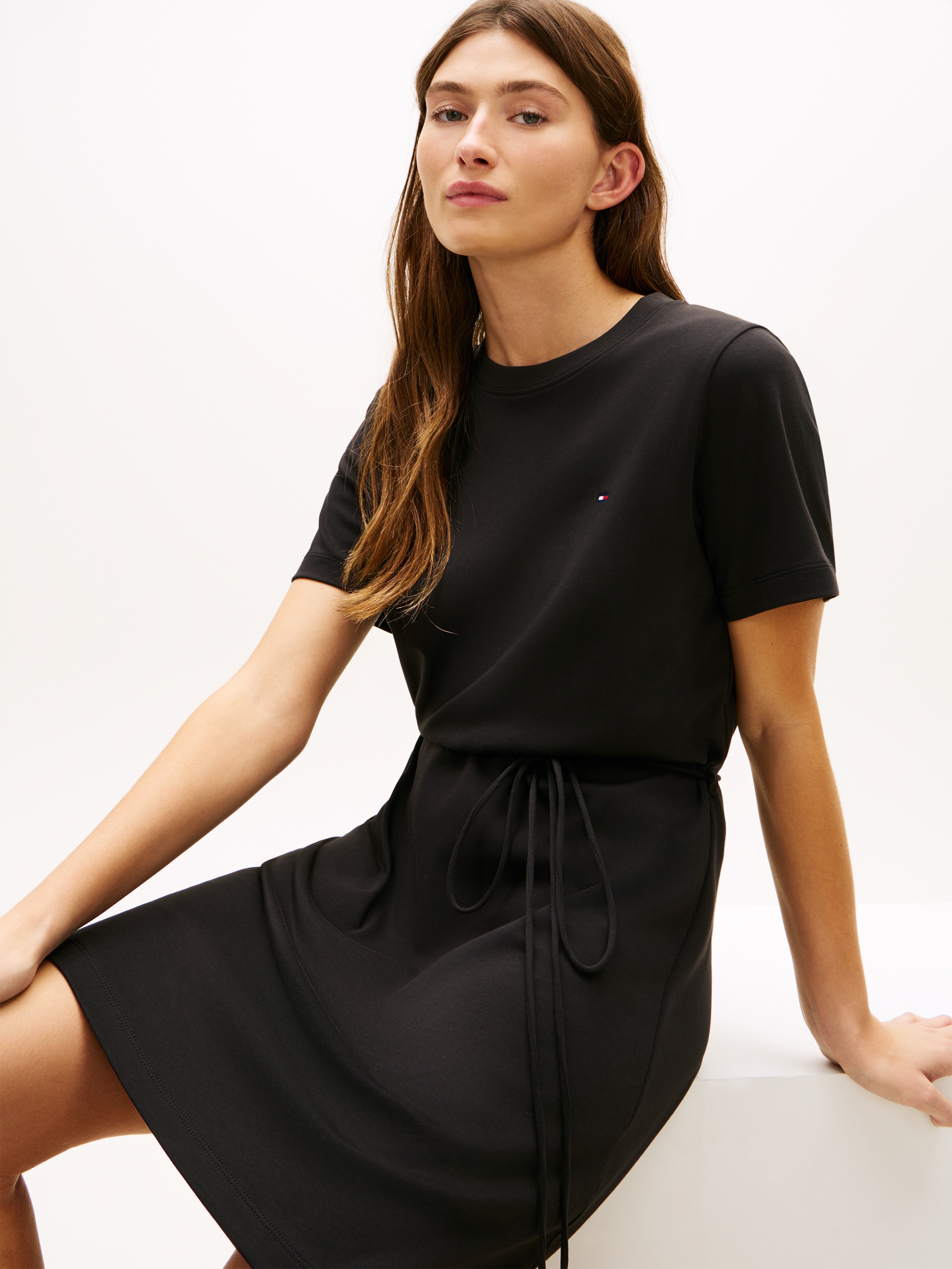 Tommy Hilfiger Shirtkleid »INTERLOCK T-SHIRT SHORT SLEEVE DRESS« mit Bindegürtel, knielang