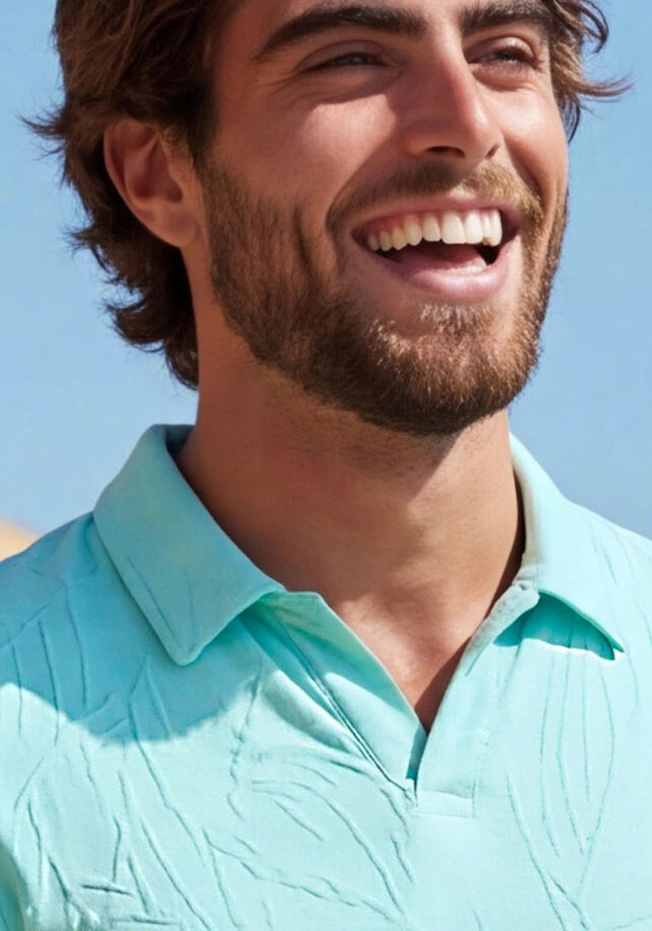 Beachtime Poloshirt », sommerliches T-Shirt mit modischen Blätter-Design« neue Strukturqualität im Blätter-Design