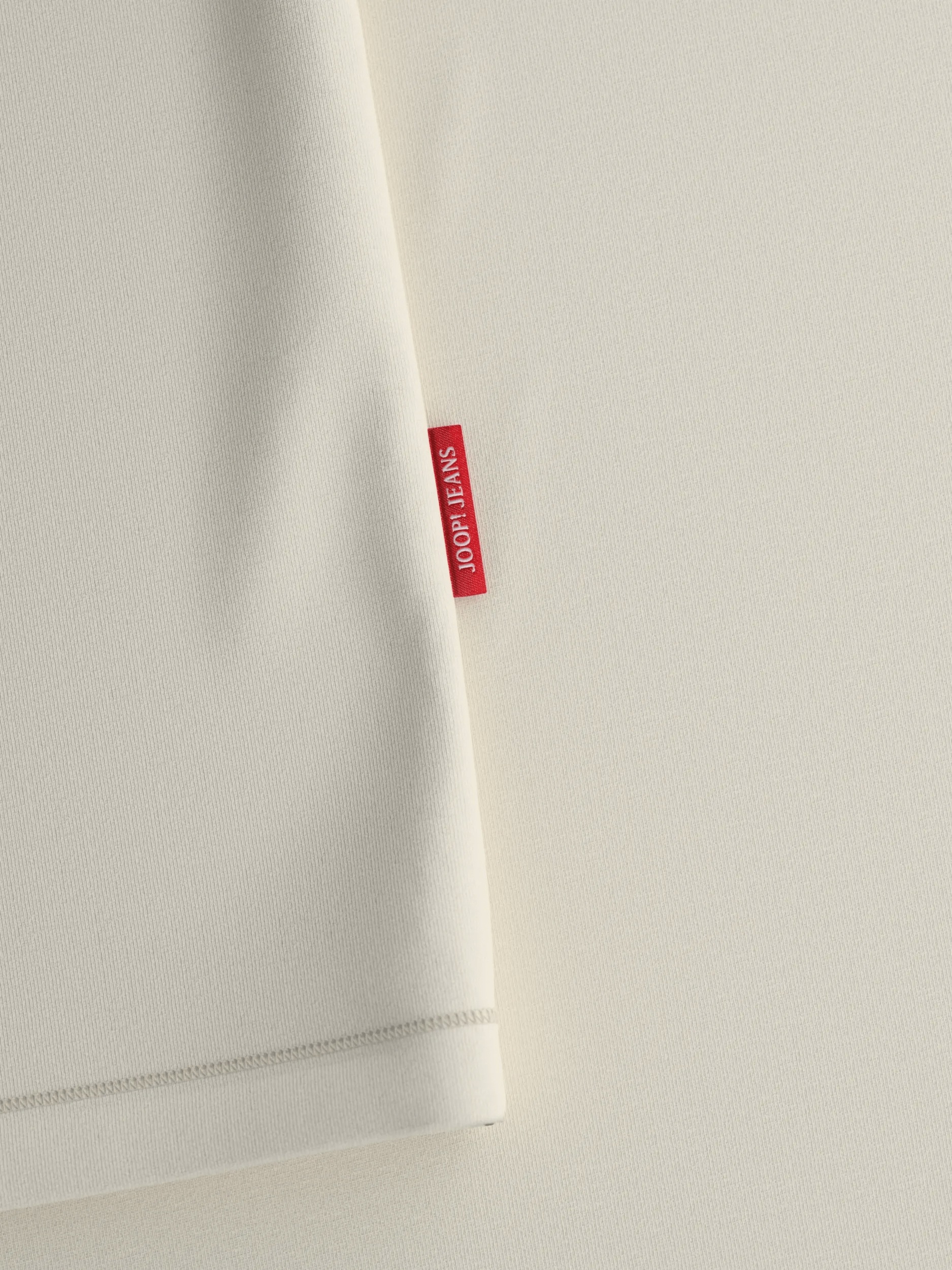 Joop Jeans T-Shirt »Lanakila« Kontrastfarbener Print