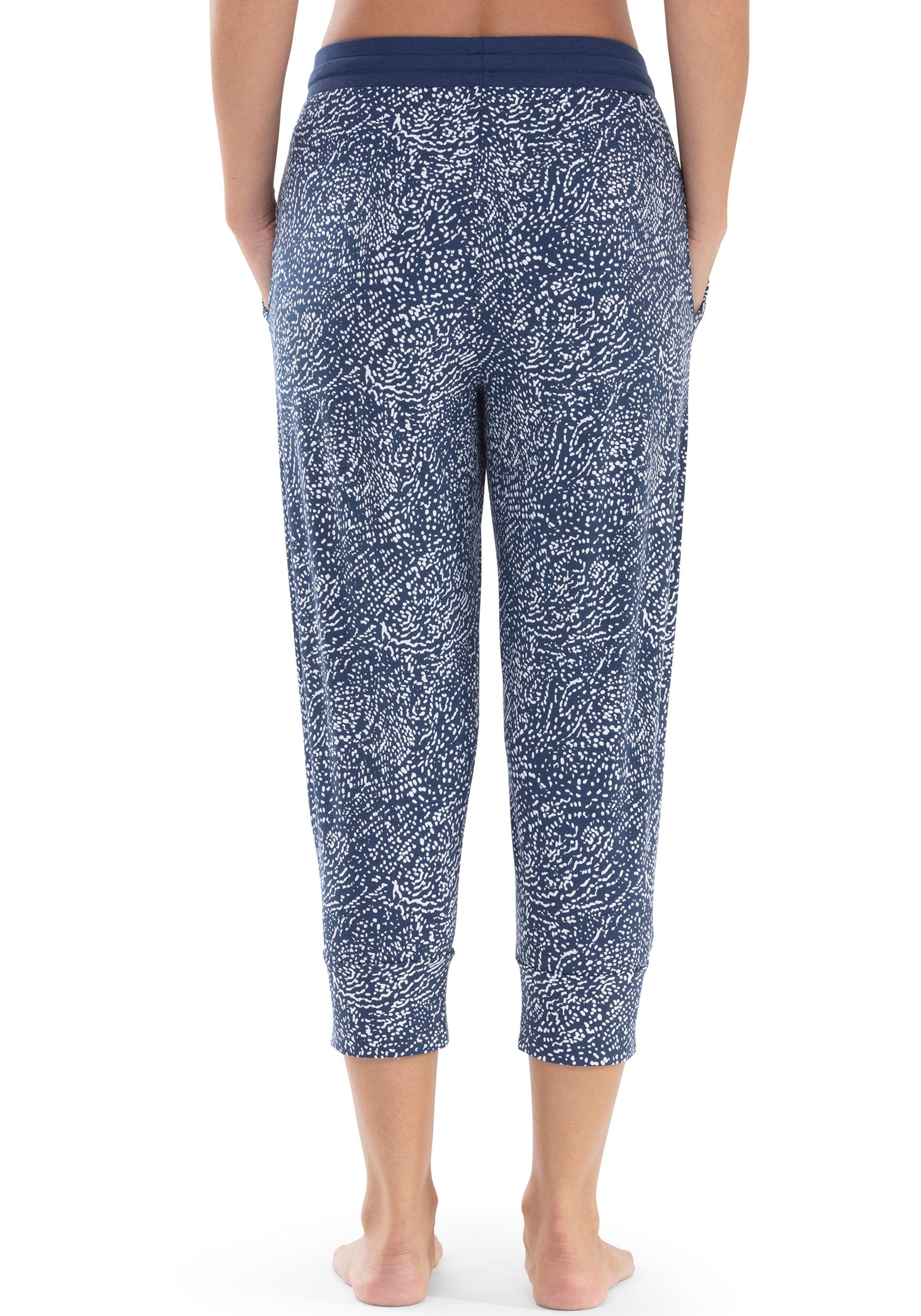 Mey Capri-Pyjama »Liah«, (Set, 2 tlg.), mit gemusterter Hose und schlichtem Oberteil