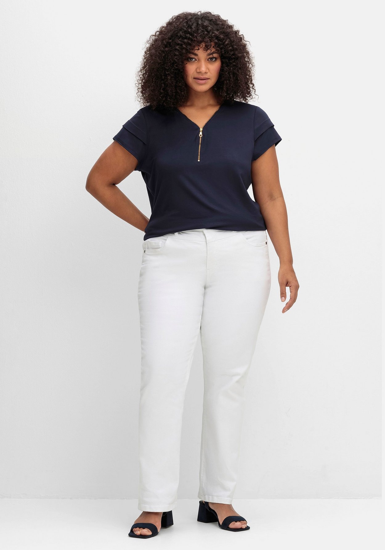 Sheego T-Shirt »Shirt mit Zipper am V-Ausschnitt«