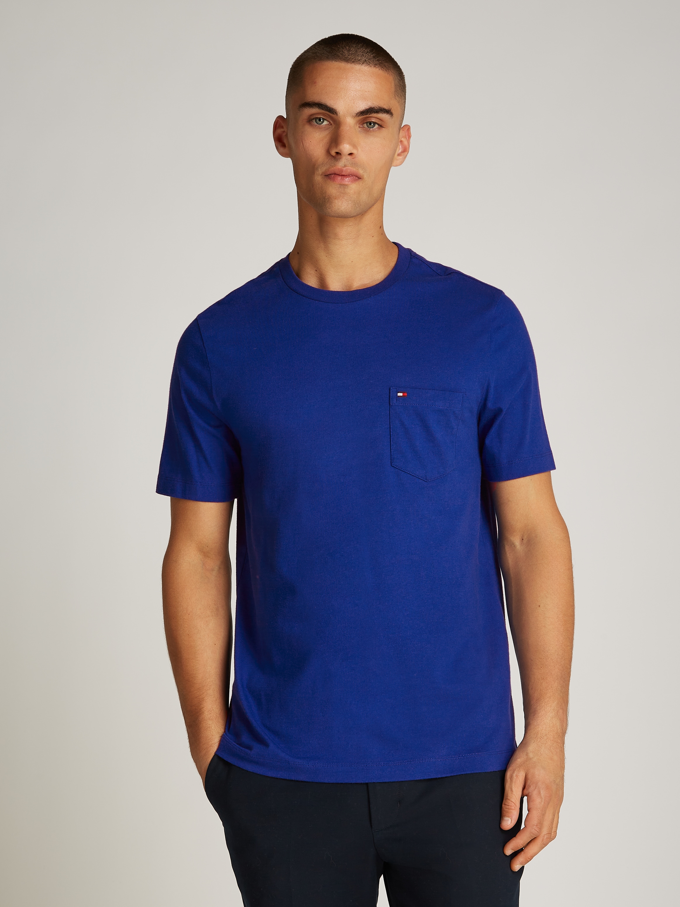 Tommy Hilfiger T-Shirt »ESSENTIAL SOLID POCKET TEE«