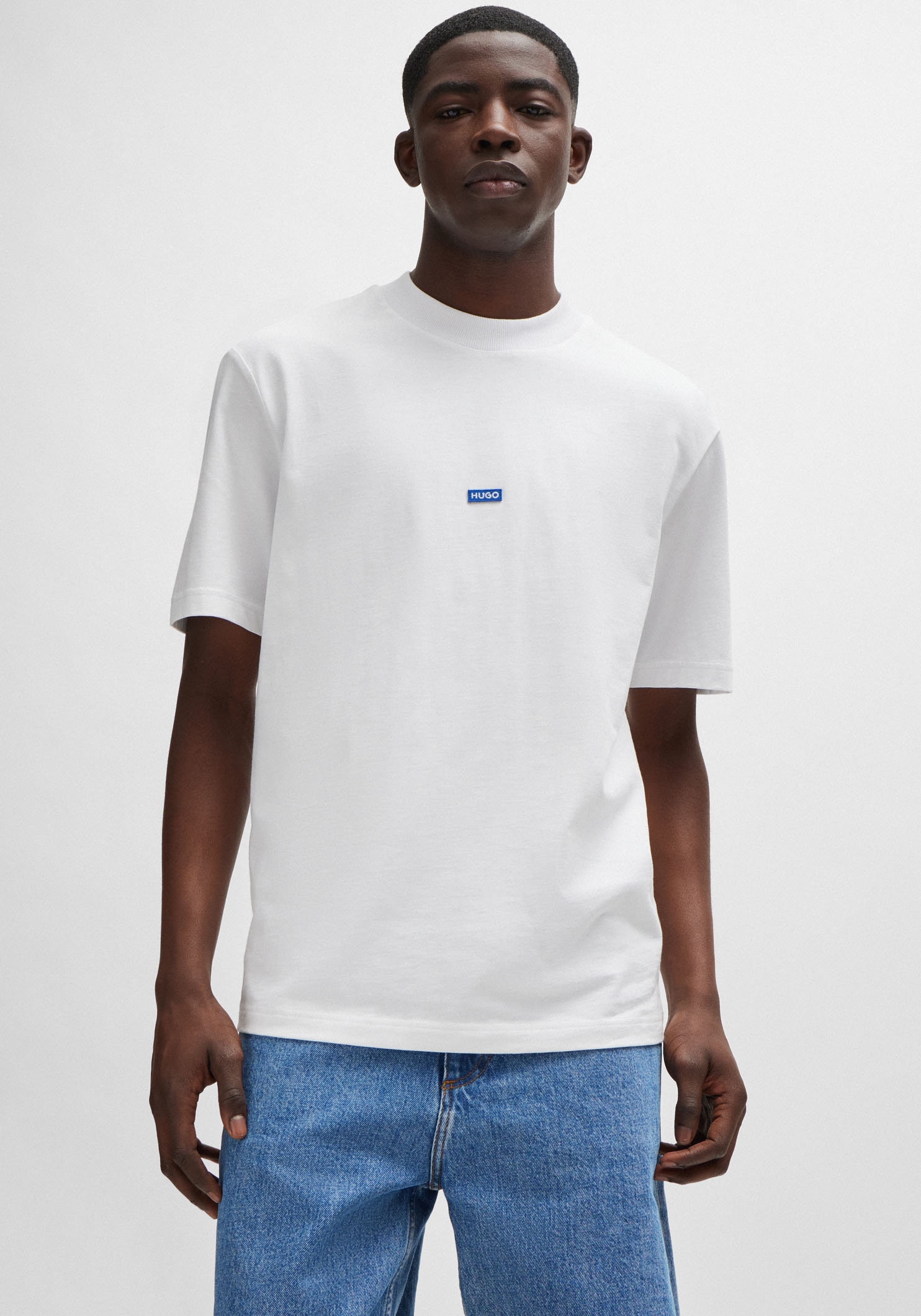 HUGO Blue T-Shirt »Nieros«, mit Logo-Patch