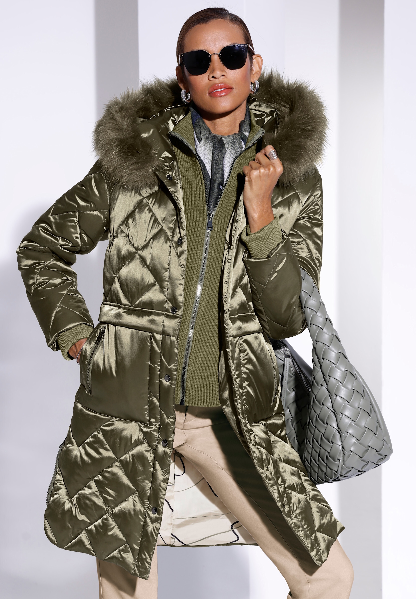 creation L Steppjacke »Steppmantel Steppmantel mit Strickwesten-Einsatz« Abnehmbare Kapuze
