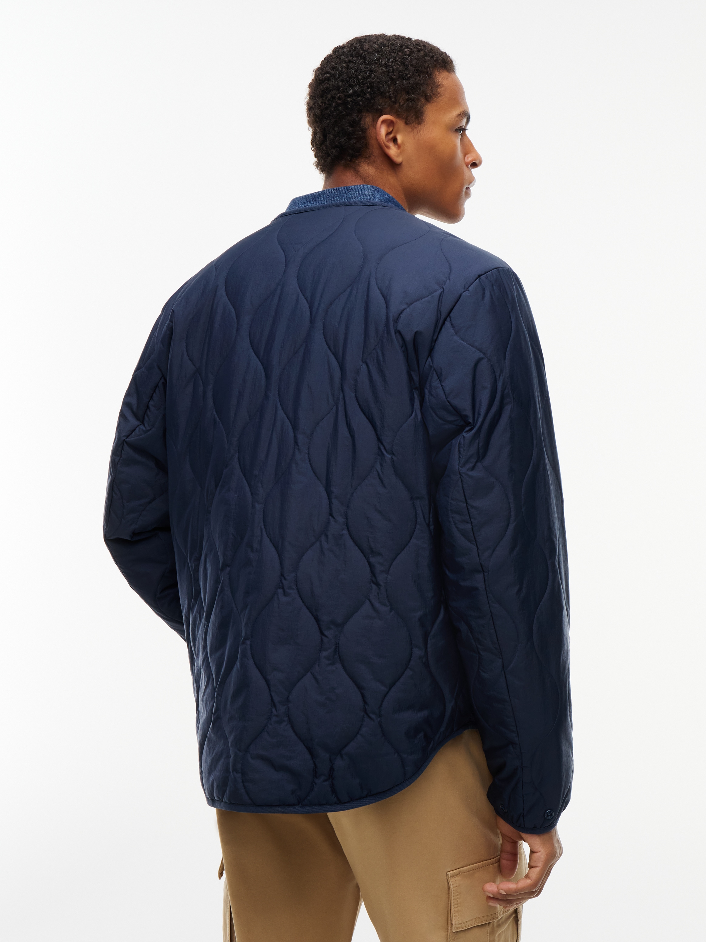 Tommy Jeans Steppjacke »QUILTING CITY JACKET« ohne Kapuze Regular fit mit Klappentaschen