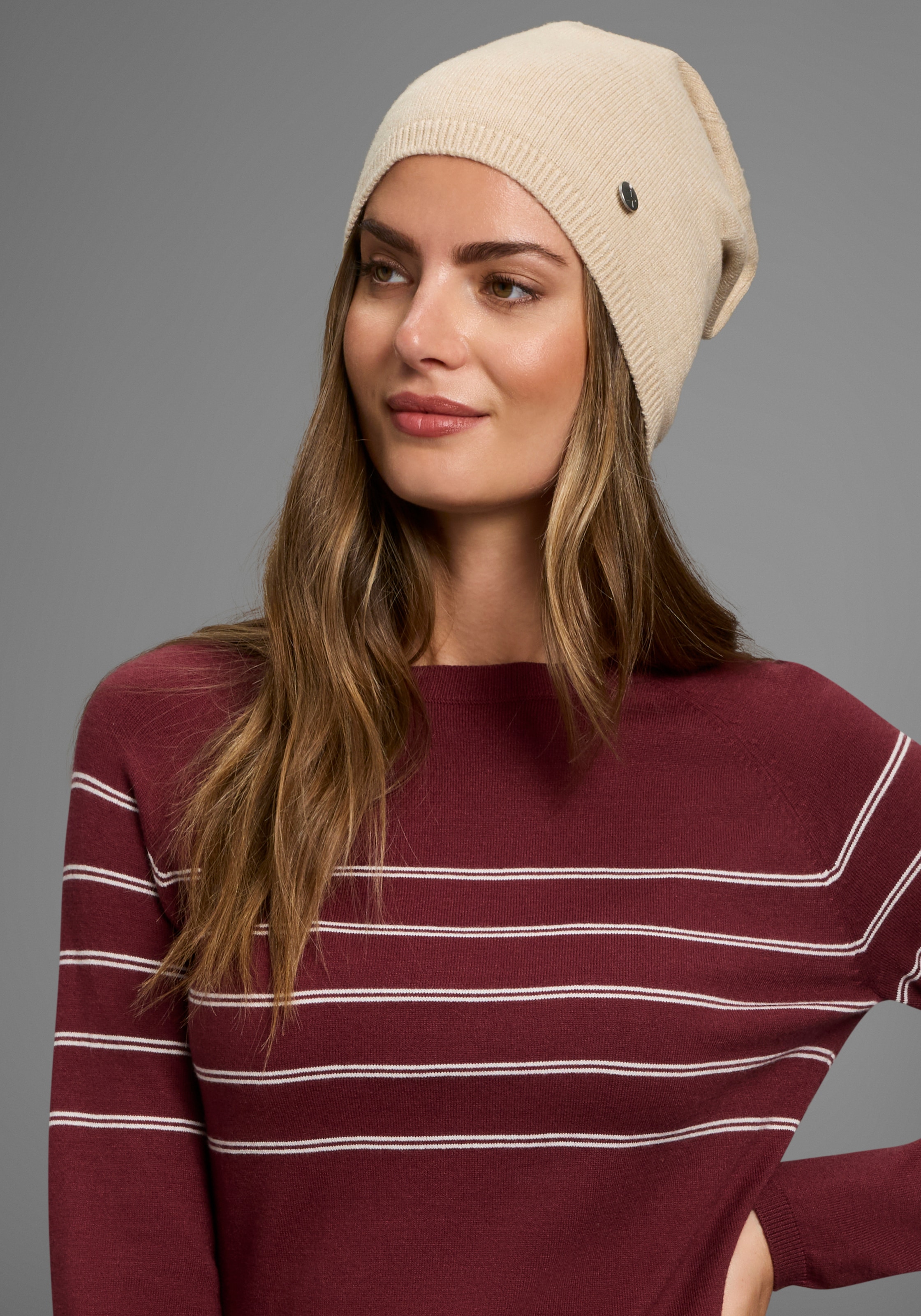 Laura Scott Beanie mit modischen Rippenabschlüssen - NEW