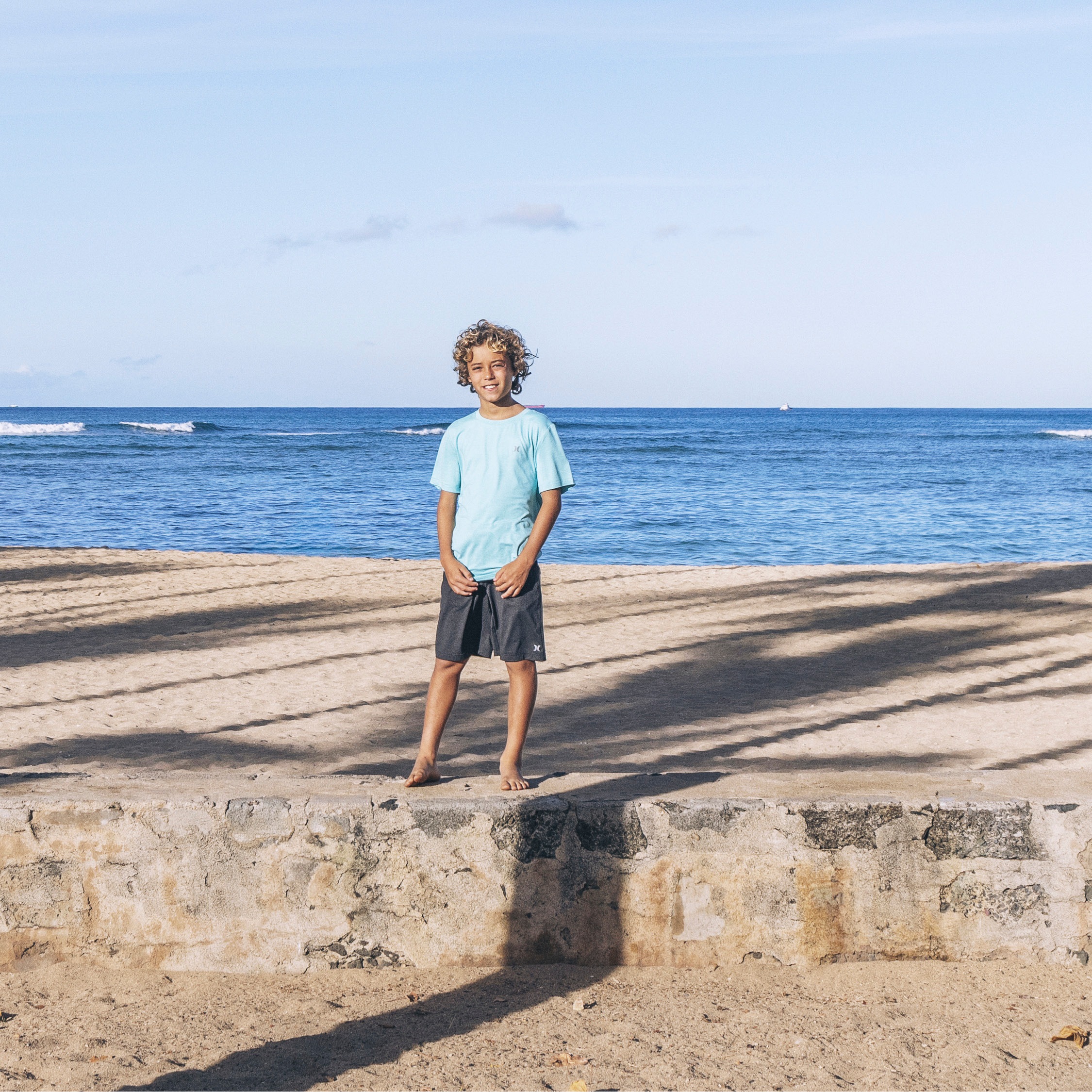 Hurley Sweatshorts »HRLB H2O-DRI SUNSET KNIT SHORT«  mit Kordelverschluss, schnelltrocknend, aus Stretch-Jersey, leicht