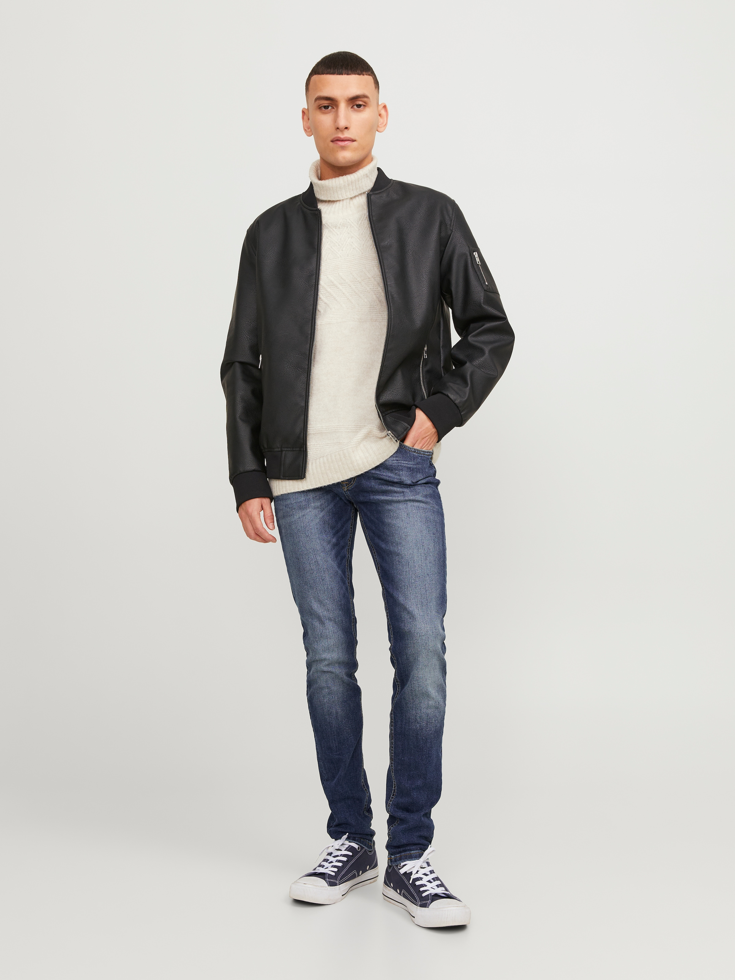 Jack & Jones Skinny-fit-Jeans »JJILIAM  Skinny Jeans mit Used-Waschung für schlanke Silhouette« Abriebeffekte, modisch, skinny fit, Baumwollmischung,