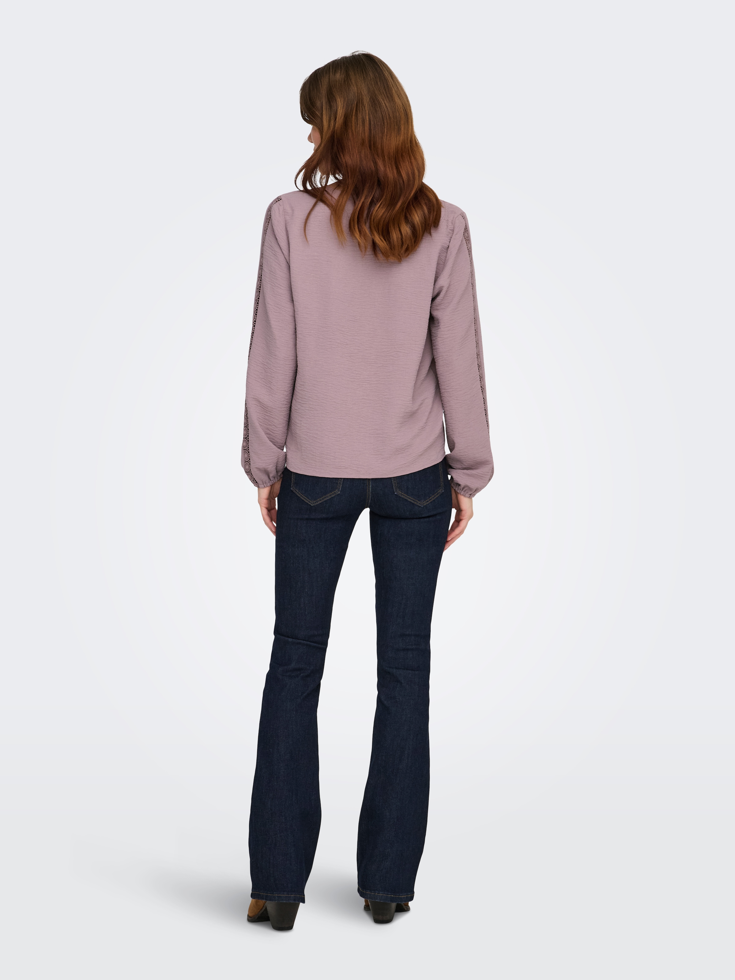 ONLY Langarmbluse »ONLGREGOR METTE LS LACE TOP WVN« Kunstfaser, regular fit, V-Ausschnitt, Regular Waist