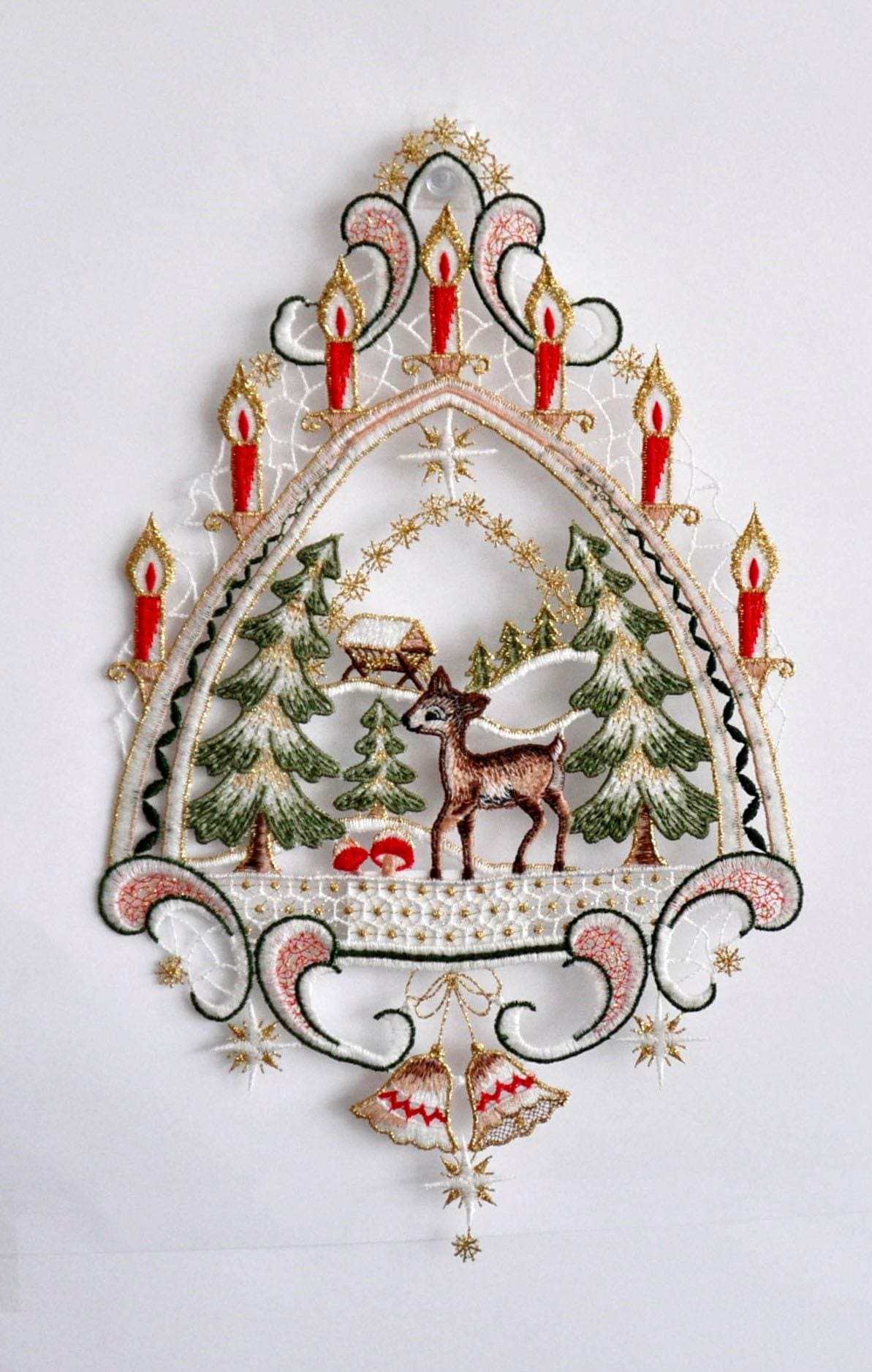 Stickereien Plauen Fensterbild »Reh im Wald« in bunt, Größe B/L: 20 cm x 32 cm