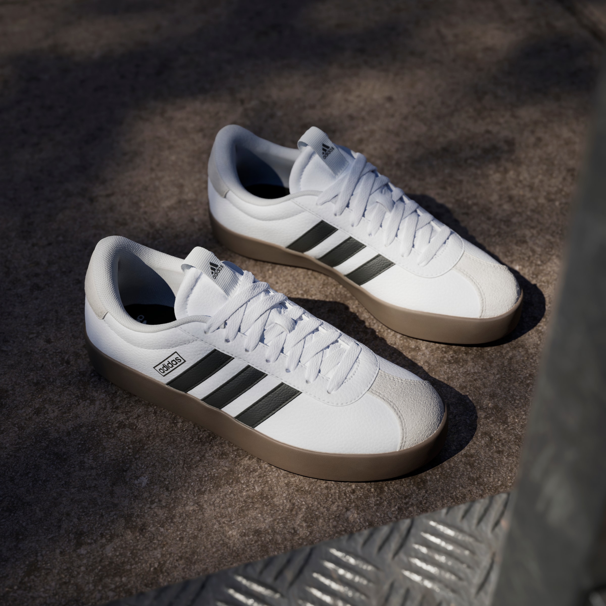 adidas Sportswear Sneaker »VL COURT 3.0«, inspiriert vom Design des adidas samba