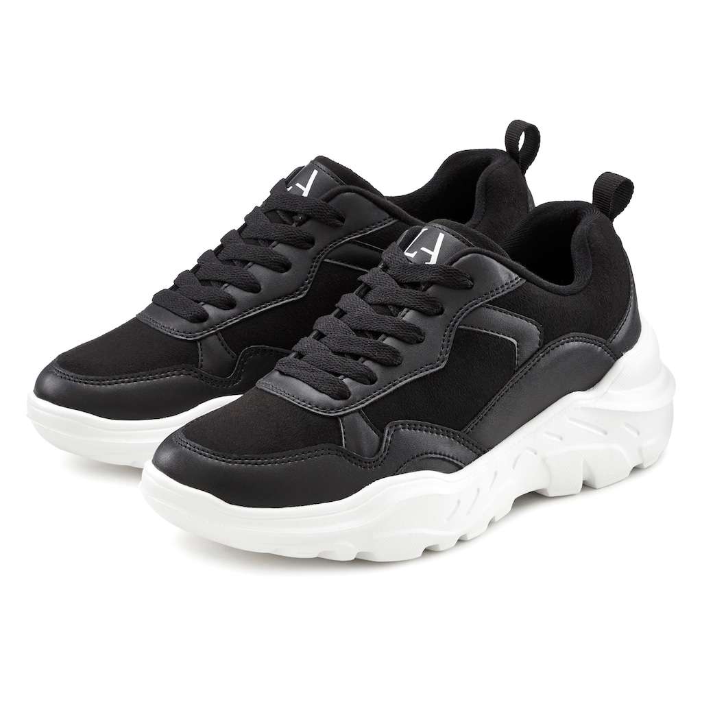 LASCANA Sneaker, mit ultraleichter Chunky Sohle und weicher Innensohle