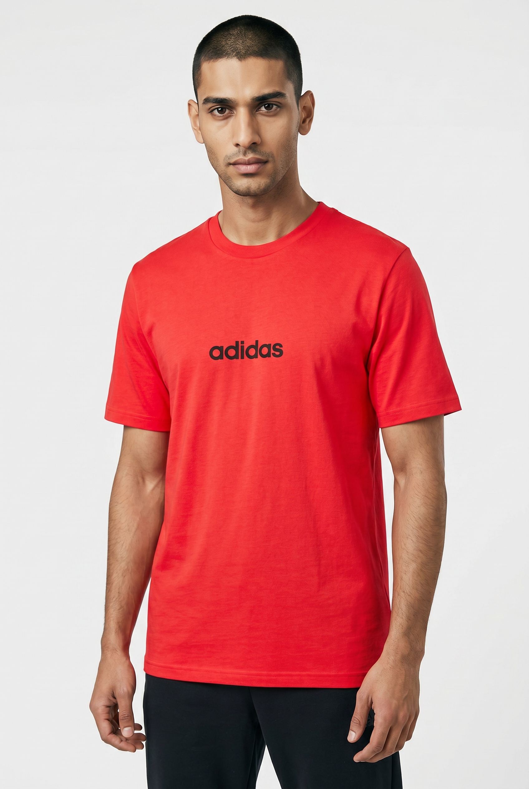 adidas Sportswear T-Shirt »ESSENTIALS LINEAR SINGLE JERSEY« überschnittene Schultern, Kurzarmdesign, aus Baumwolljersey