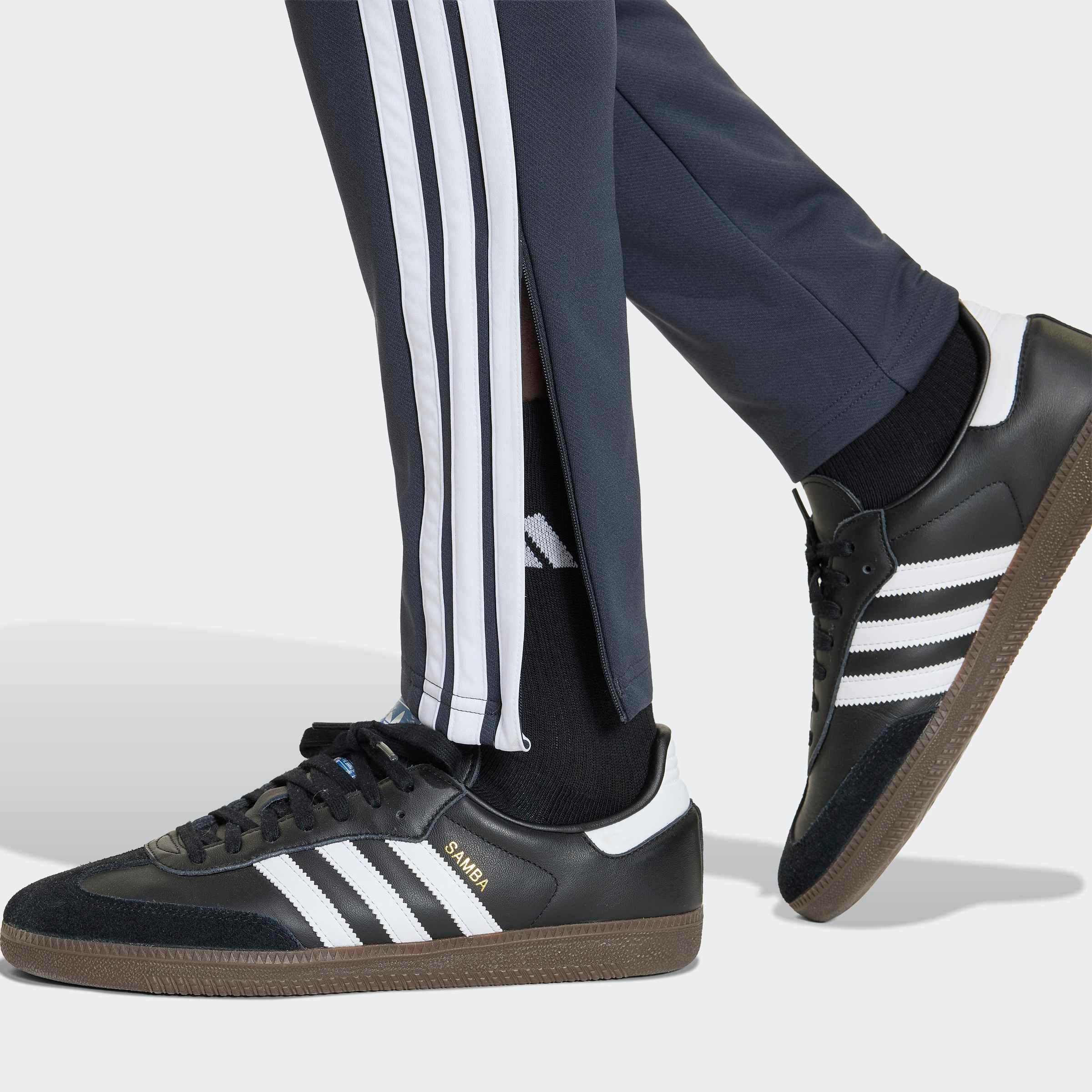adidas Performance Trainingshose »TIRO 26 ESSENTIALS WINTERIZED«