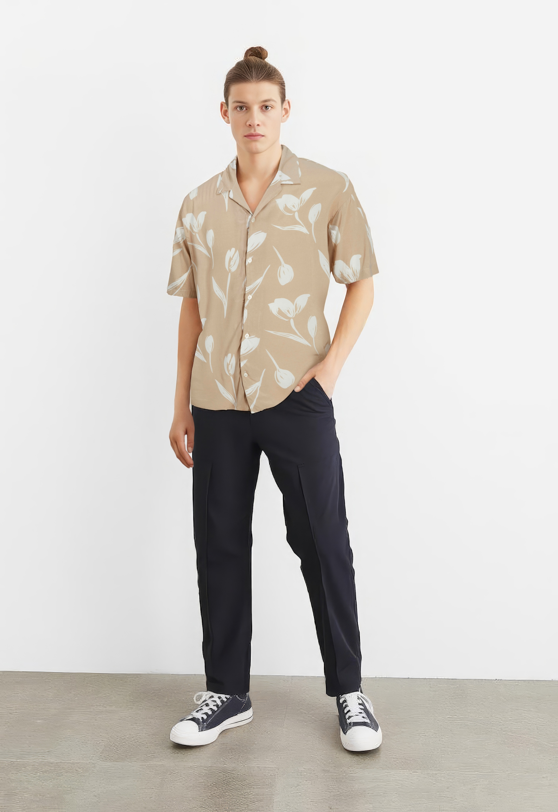 Jack & Jones Kurzarmhemd »JJEJEFF CHARGE RESORT SHIRT SS SN«, mit All-Over Print