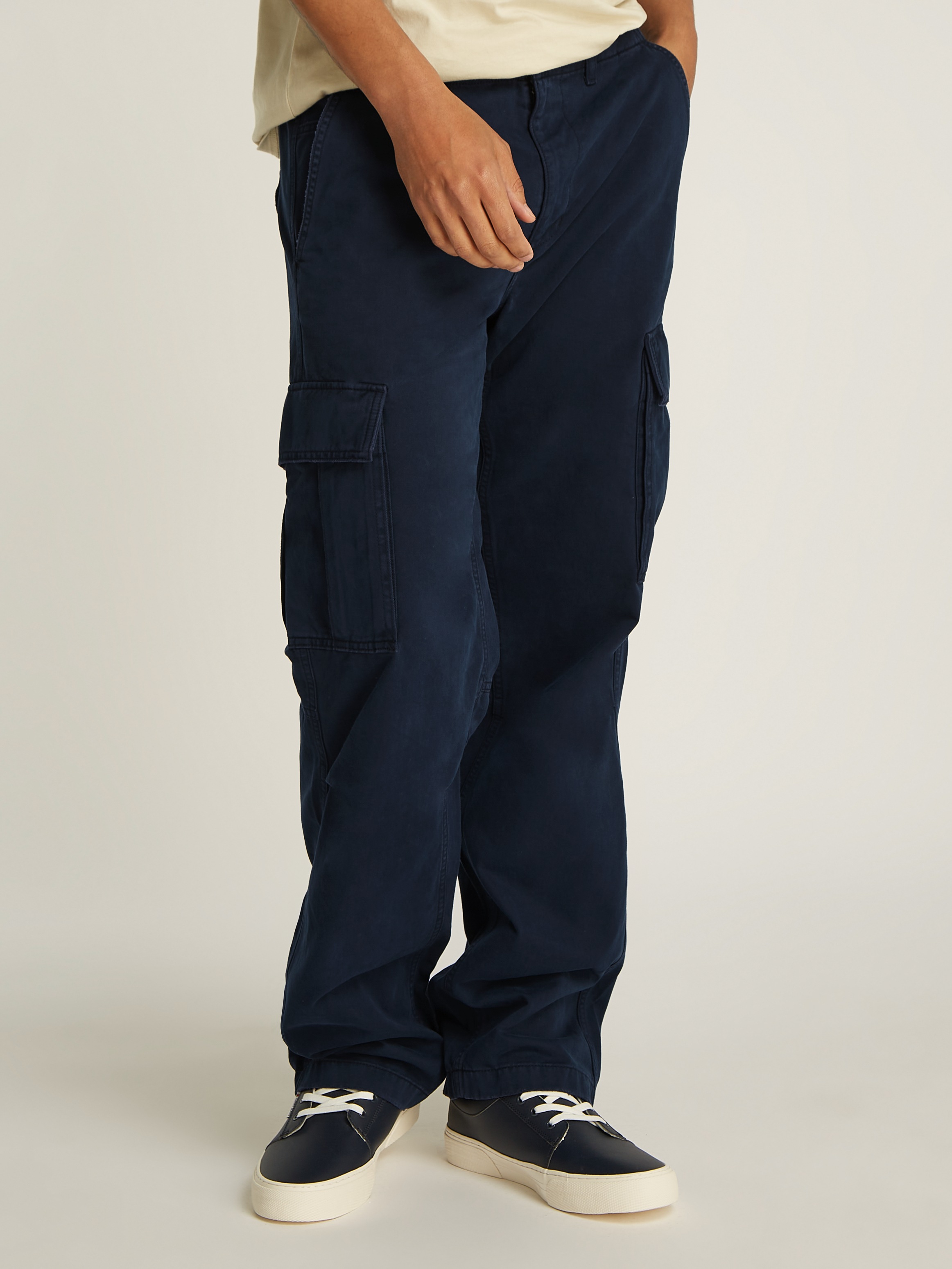 Tommy Jeans Cargohose »TJM AUSTIN CARGO«, mit Logostickerei