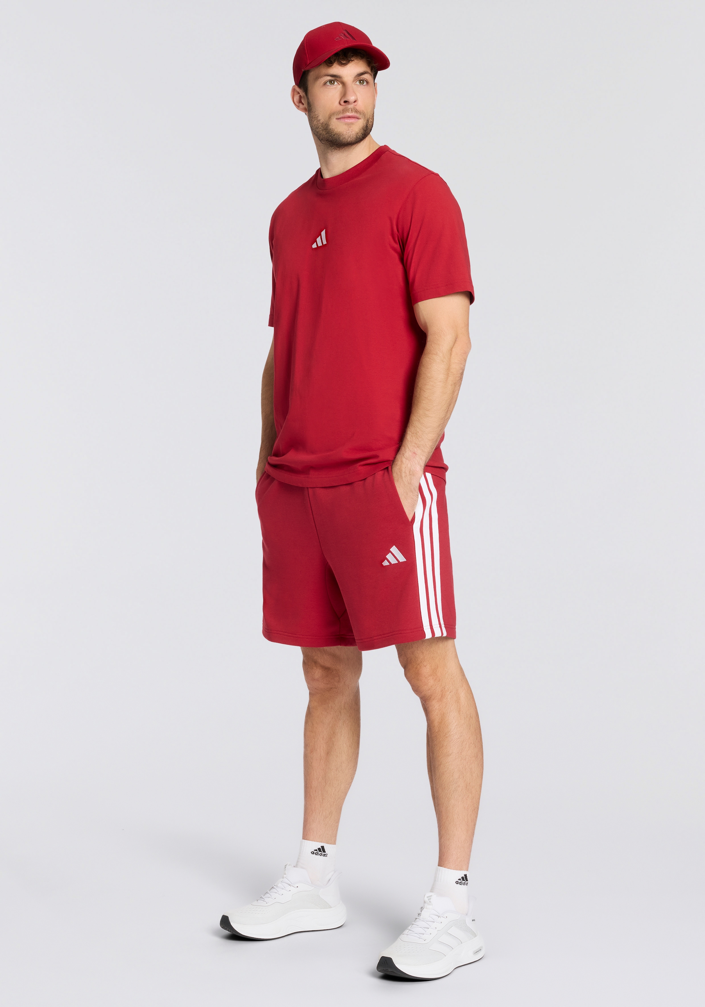adidas Sportswear Shorts »ESSENTIALS 3-STREIFEN FRENCH TERRY«  für Laufaktivitäten und sportliche Anlässe, mit Kordelverschluss