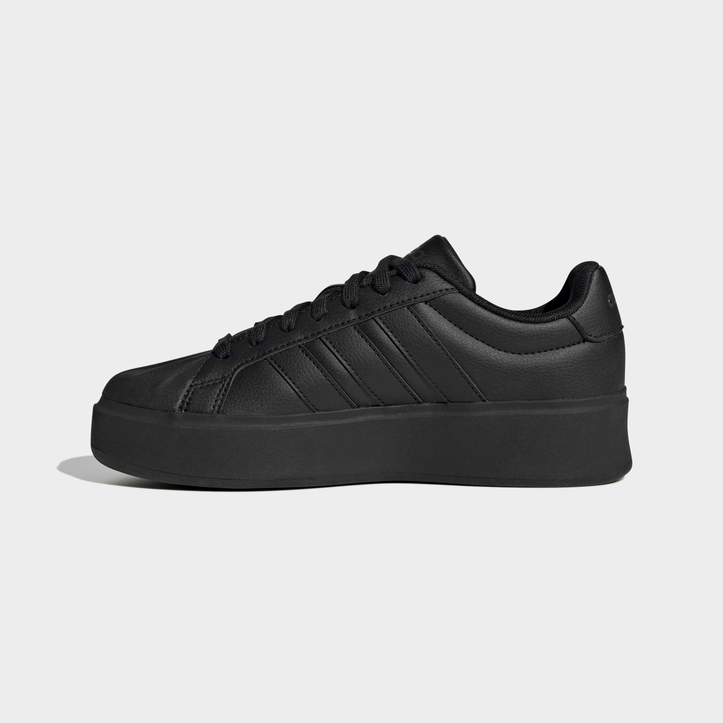 adidas Sportswear Plateausneaker »STREETTALK BOLD«  inspiriert vom Design des adidas Superstar