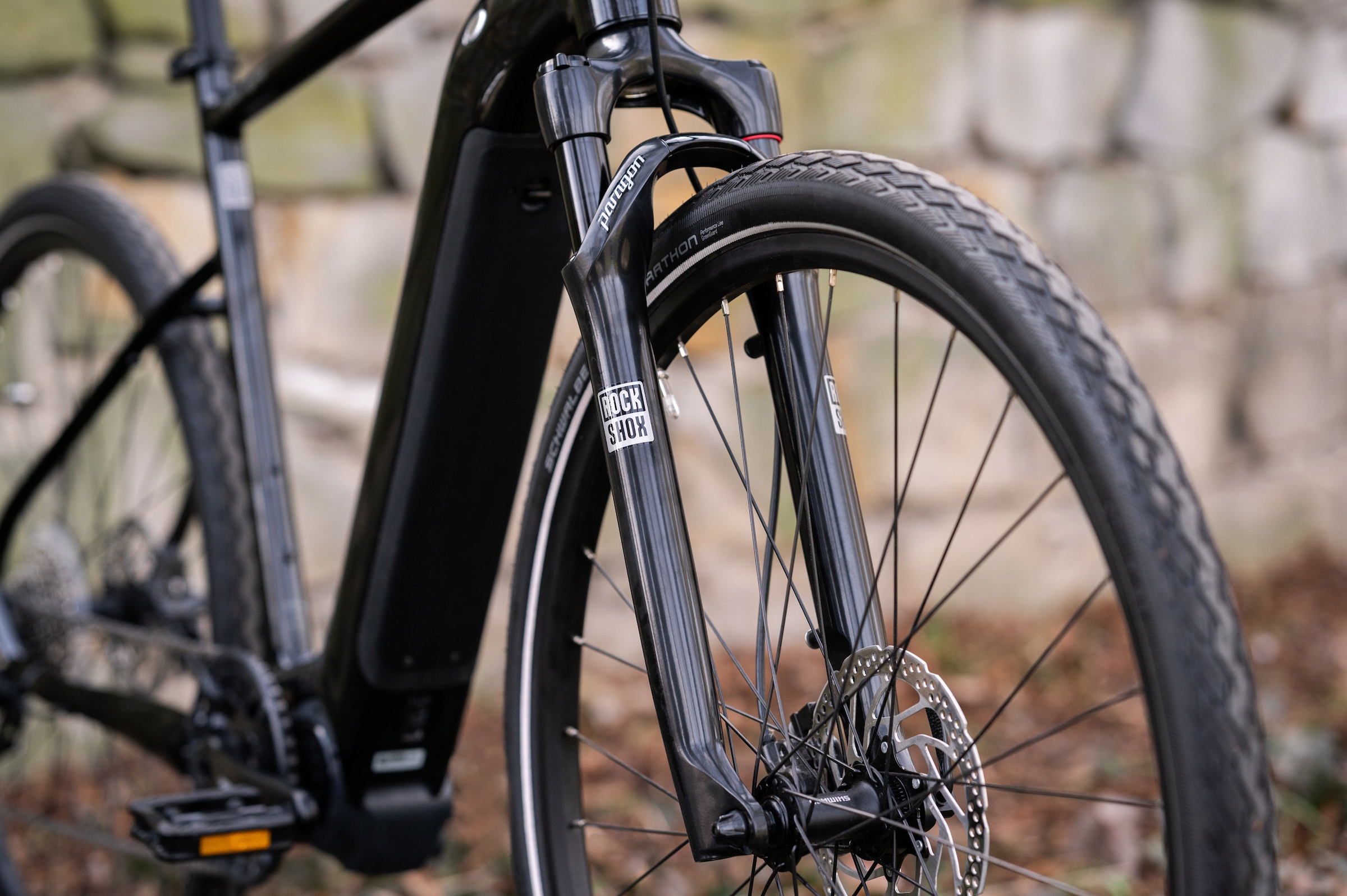 Kross E-Bike »E-Crossrad Evado Hybrid 6.0 28 Zoll schwarz«, 10 Gang, Shimano, DEORE XT T8000, Mittelmotor 250 W, Pedelec, Elektrofahrrad für Damen und Herren