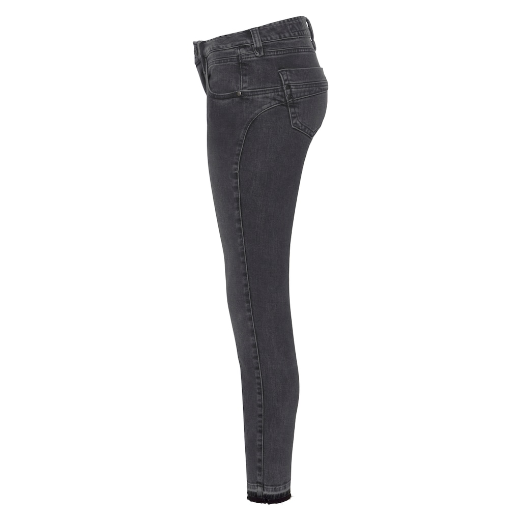 Herrlicher 7/8-Jeans »TOUCH CROPPED ORGANIC«, mit Cut-Off Saumabschluss