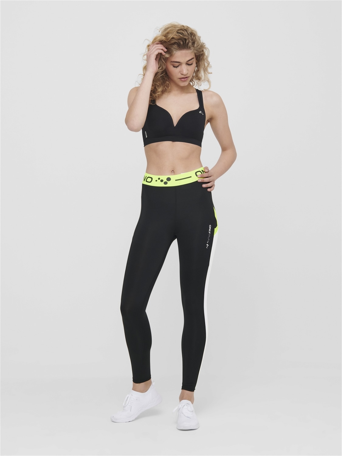 ONLY Play Sport-BH »ONPMARTINE CIR SPORTS BRA«, mit eingearbeiteten Cups - seamless