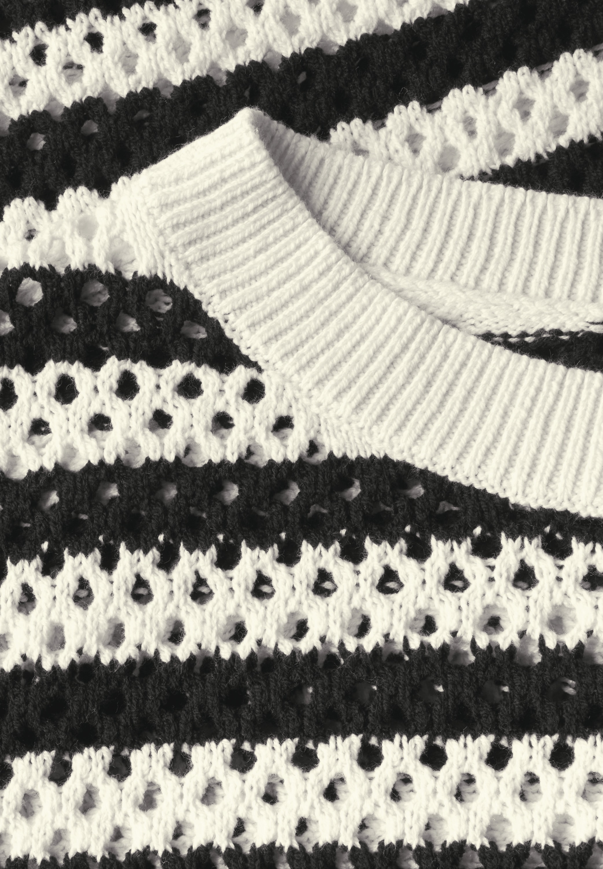 STREET ONE 3/4 Arm-Pullover, mit Streifen und Lochmuster