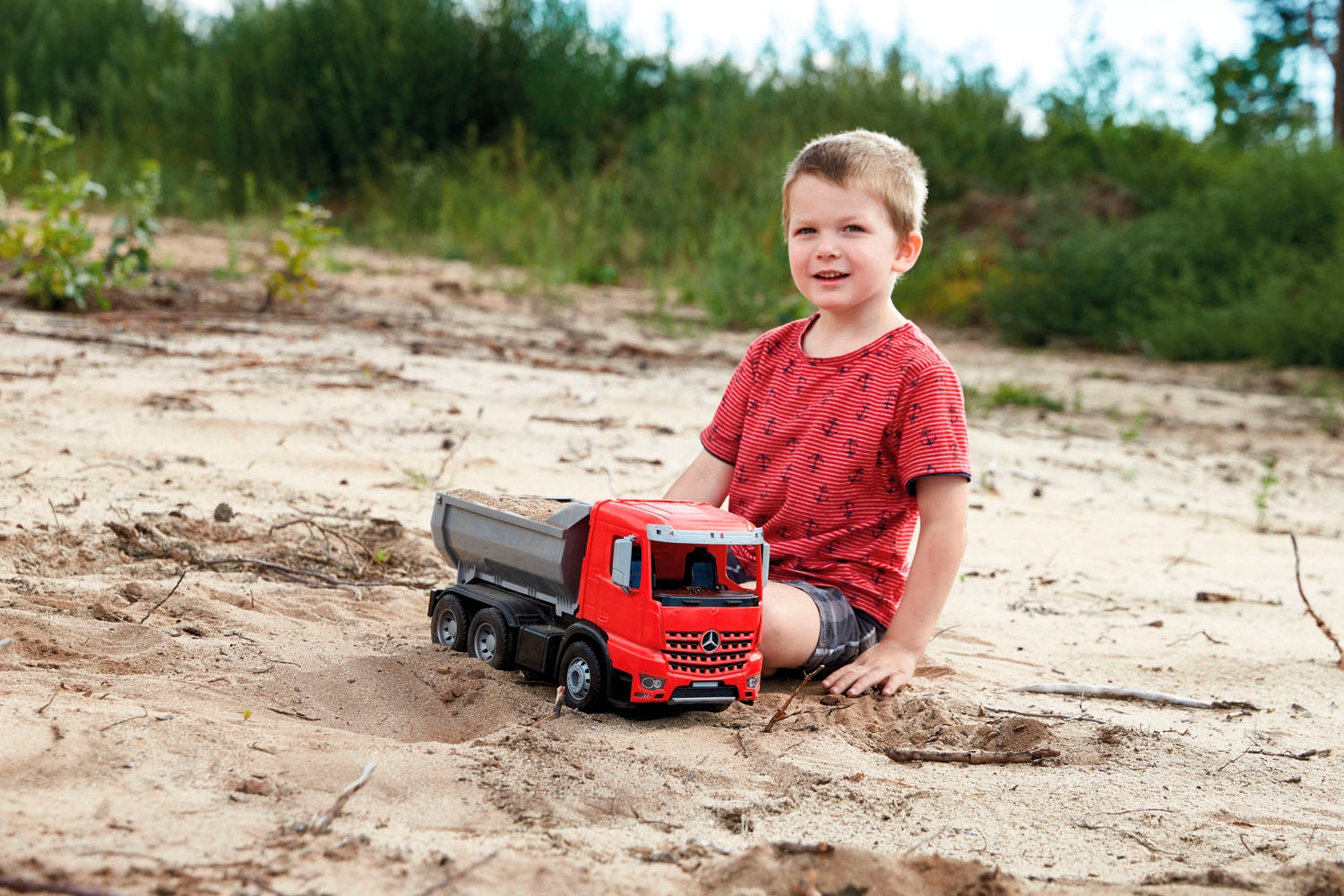 Lena® Spielzeug-LKW »Worxx, Mercedes-Benz Arocs« Made in Europe