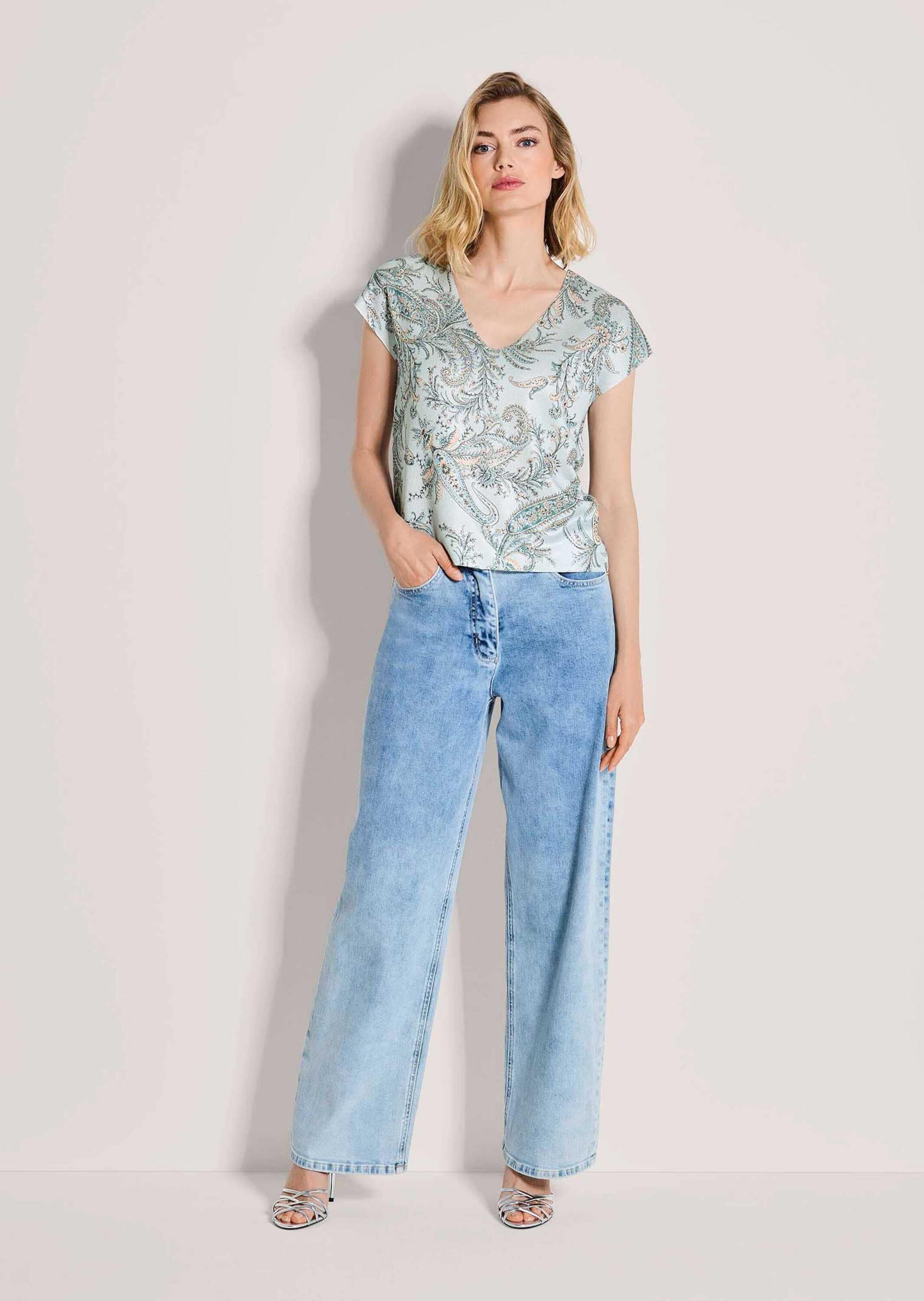 MADELEINE Longpullover »Stricktop Viskoseshirt mit Paisley-Muster« Dezent schimmerndes Finish