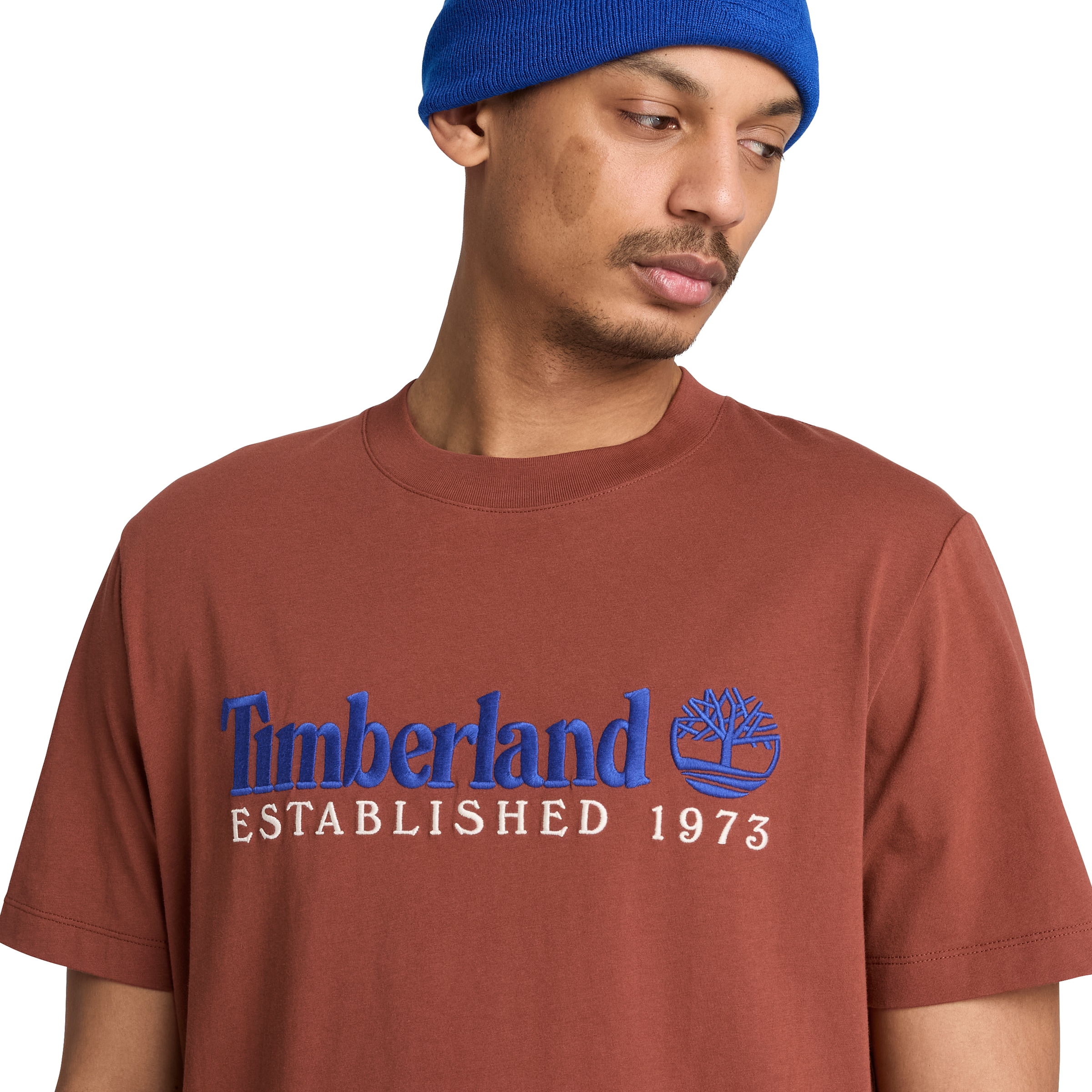 Timberland »ESTABLISHED 1973 - SS Embroidered Tee« Kurzarm, mit Rundhalsausschnitt, aus Baumwolle, normale Schnittform