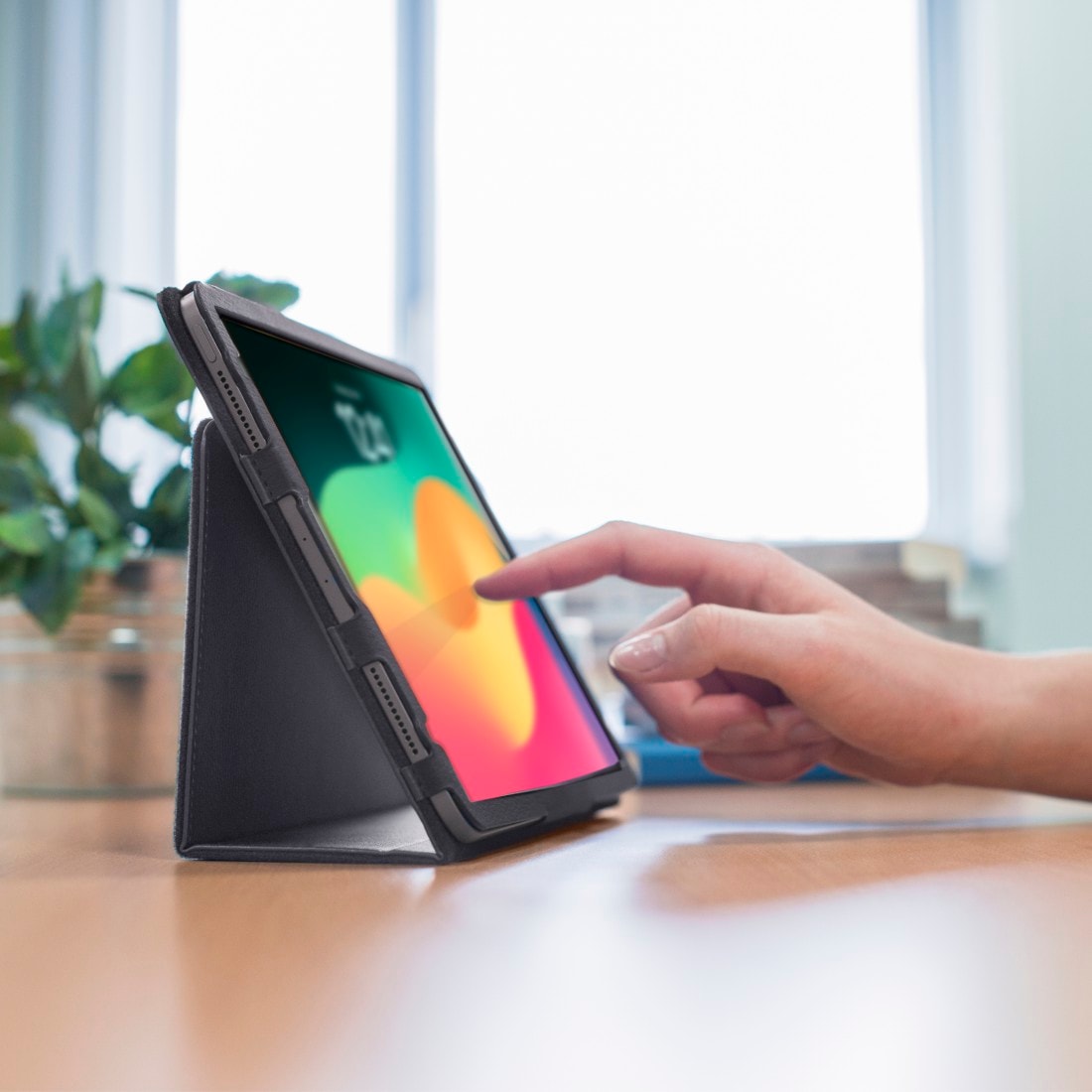 Hama Tablet-Hülle »Tablet-Hülle "Bend 2.0" für Apple iPad Air 13" (2024), Schwarz«, iPad Air 13"
