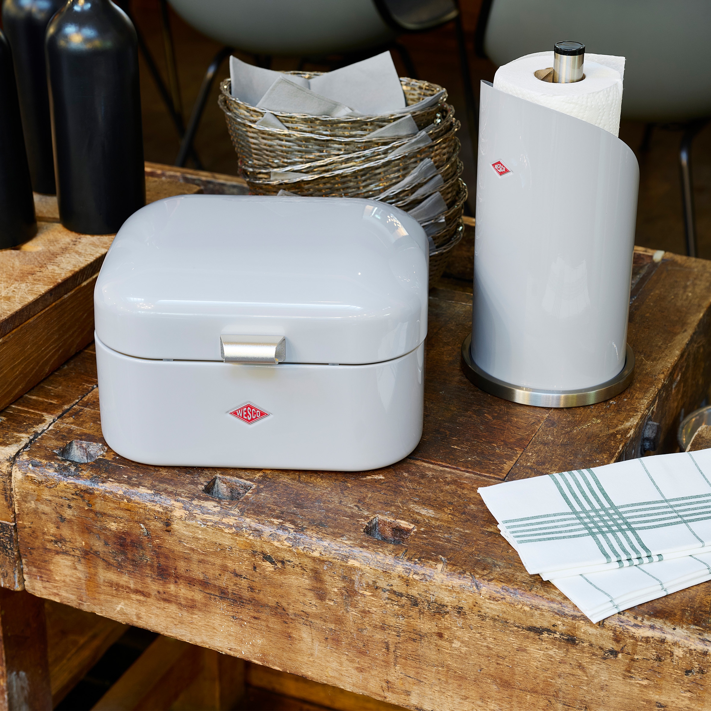 WESCO Brotkasten »Single Grandy - Brotdose« 1 Stk. tlg. Lüftungslöcher auf der Rückseite, Metallschaniere