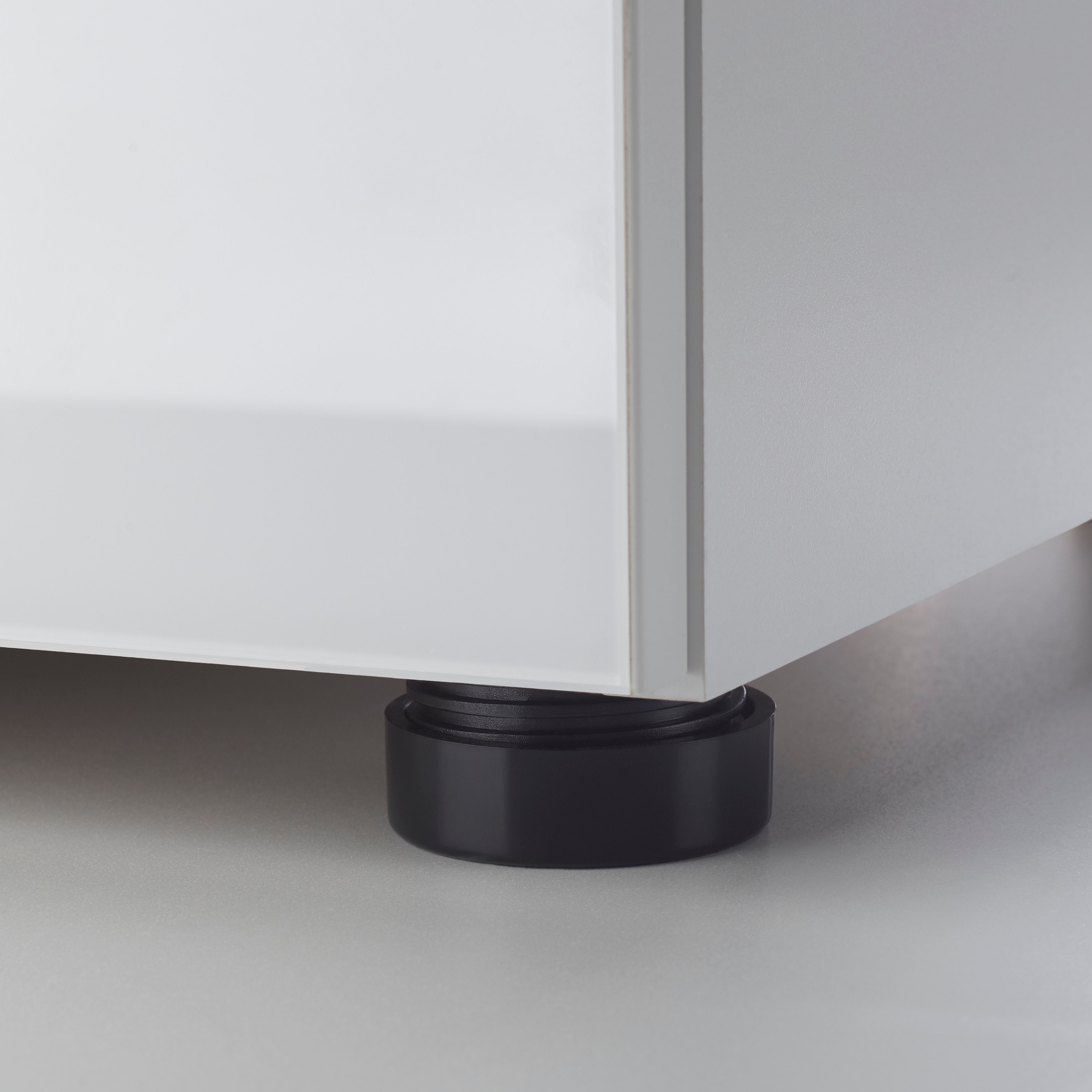 rauch Nachtkommode »Nachttisch Nachtschrank Nachtkonsole FLIPP mit Glasfront« Breite 40 cm,  mit 3 Schubladen und Soft-Close-Funktion, Oberboden und Front Glas
