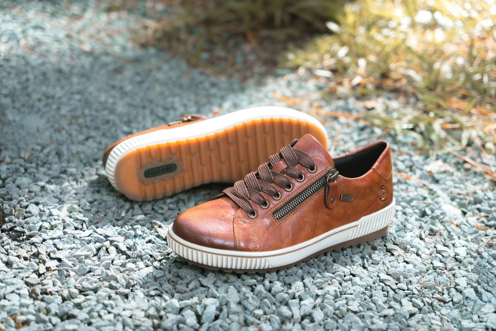 Remonte Plateausneaker, Freizeitschuh, Halbschuh, Schnürschuh mit Außenreißverschluss