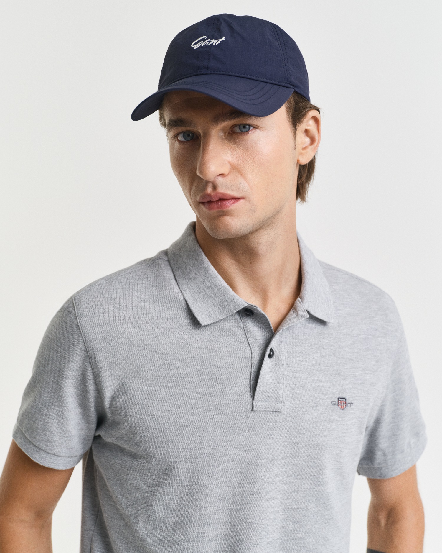 Gant Poloshirt »SLIM SHIELD SS PIQUE POLO« mit Logostickerei auf der Brust