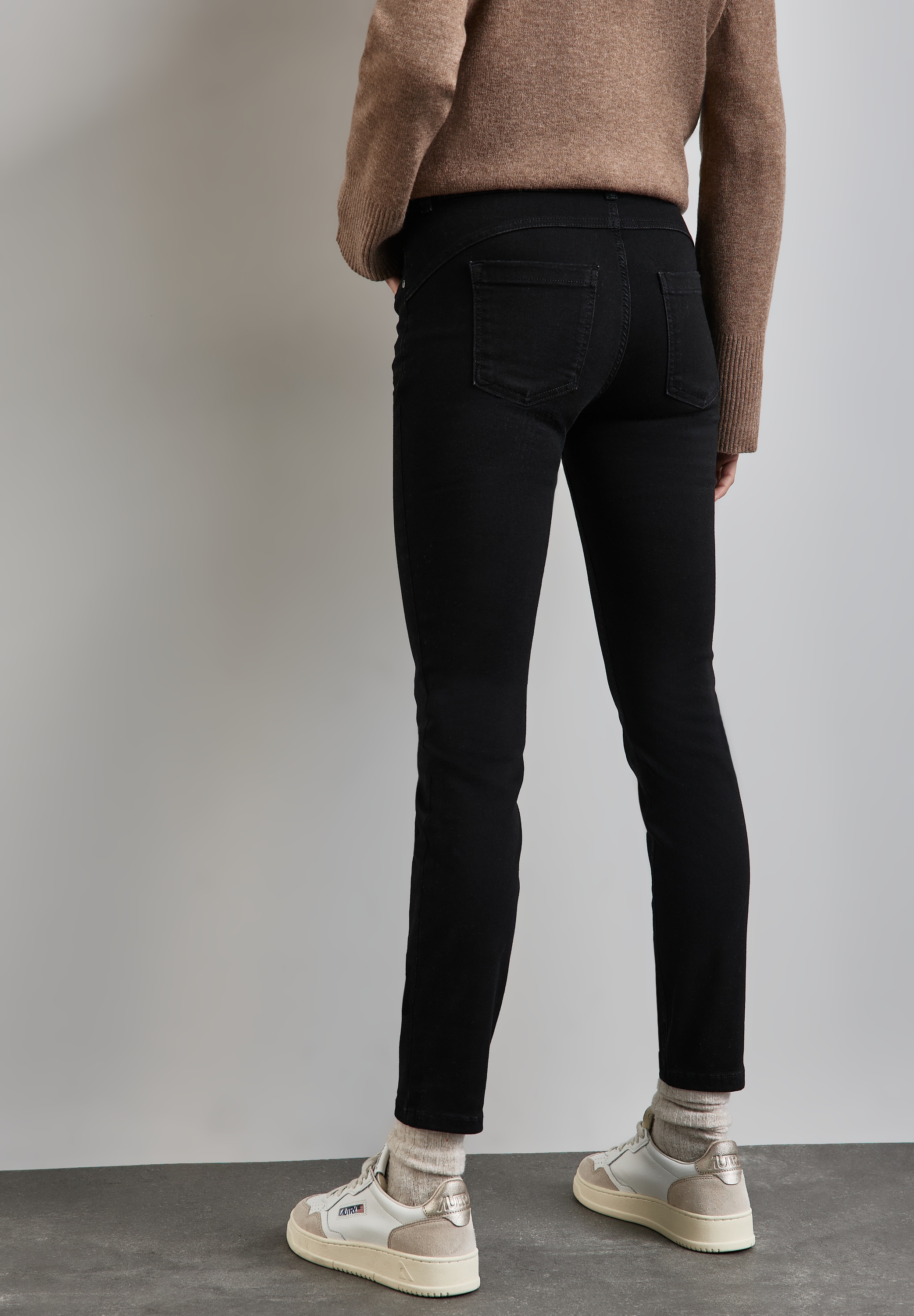 STREET ONE Slim-fit-Jeans »Style YORK«, im 5-Pocket-Style