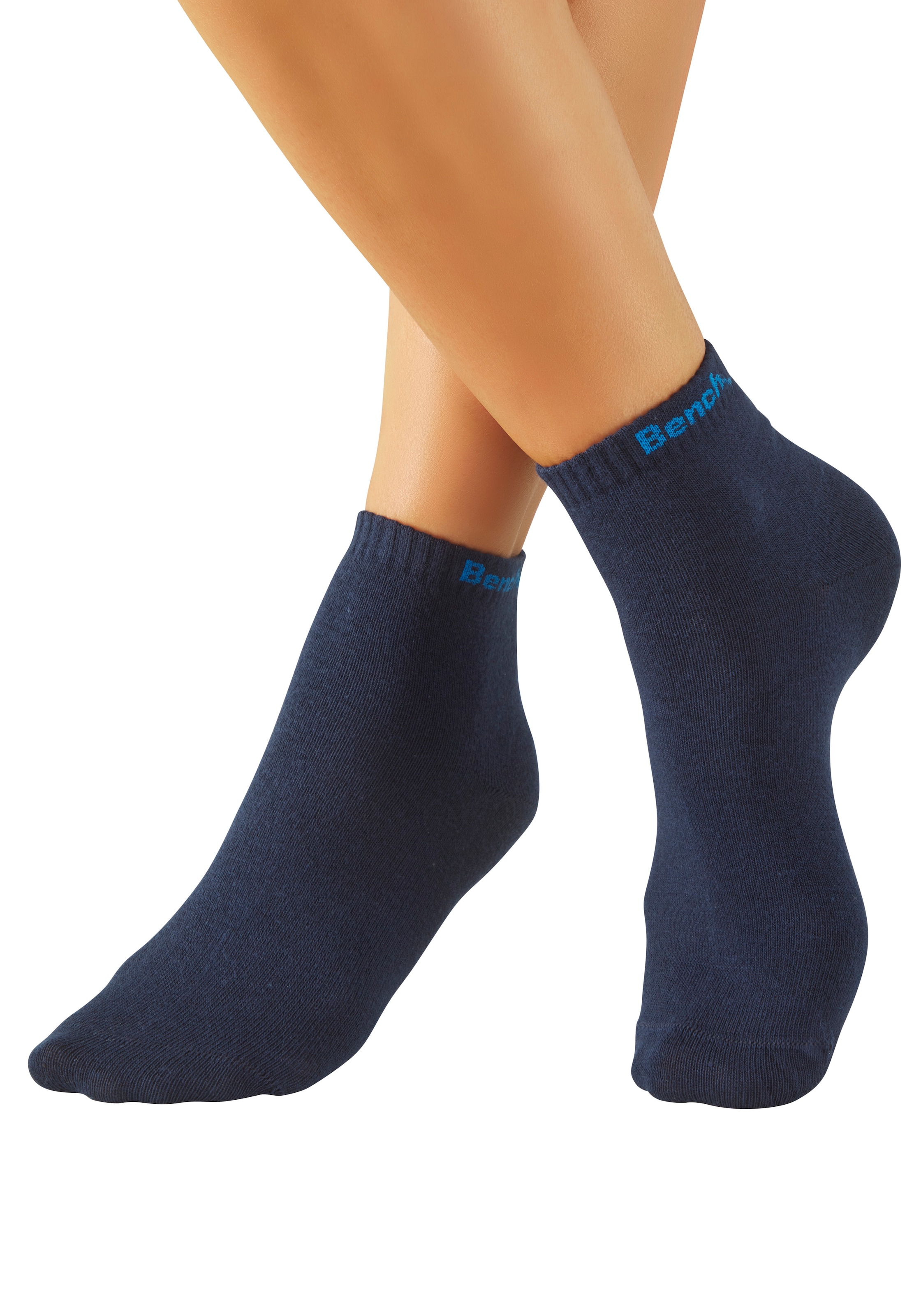 Bench. Sneakersocken Packung, 6 Paar tlg. Sneakersocken mit klassischem Logoschriftzug
