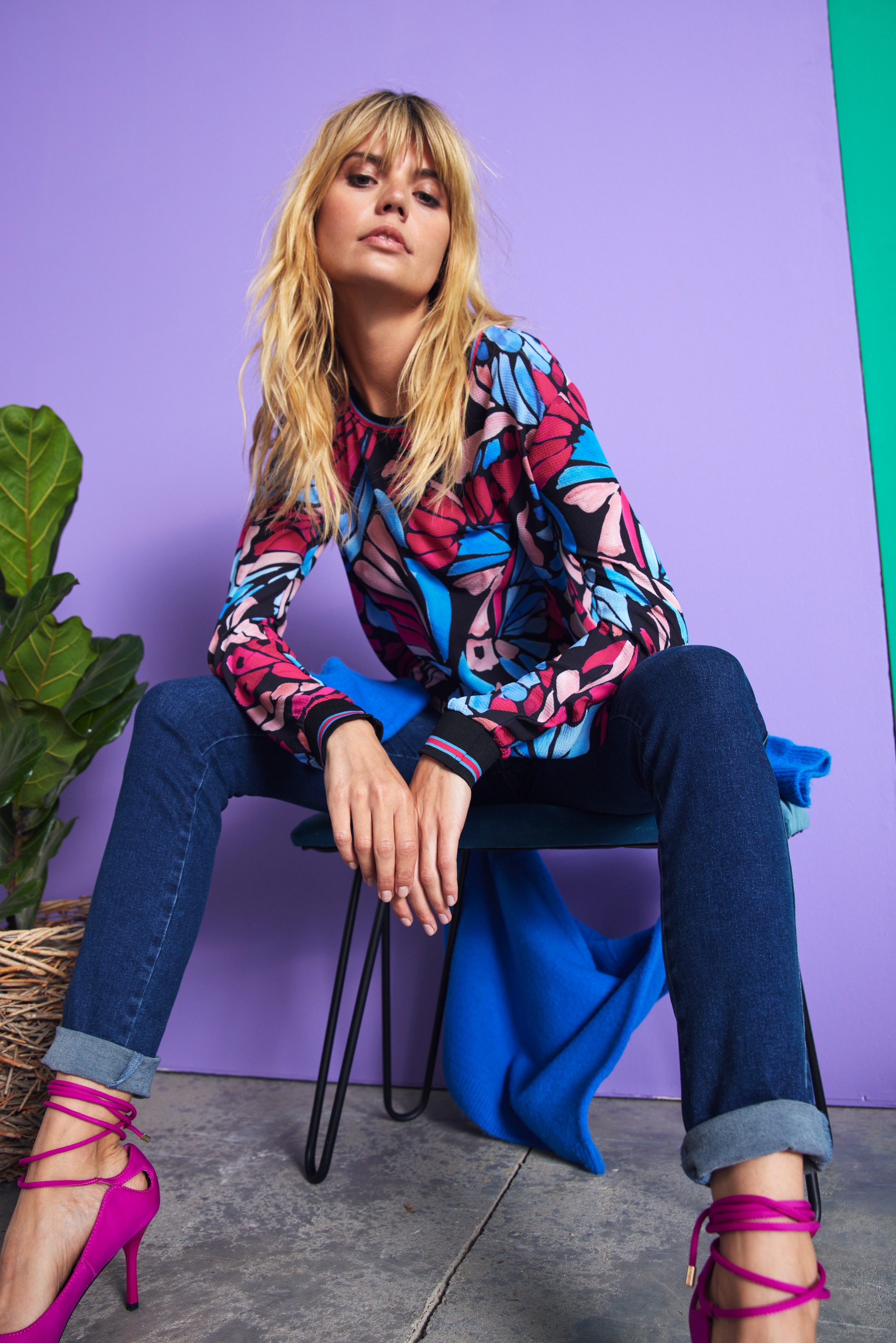 Aniston SELECTED farbenfrohem online Bündchen OTTO Shirtbluse, Druck und gestreiften bei mit