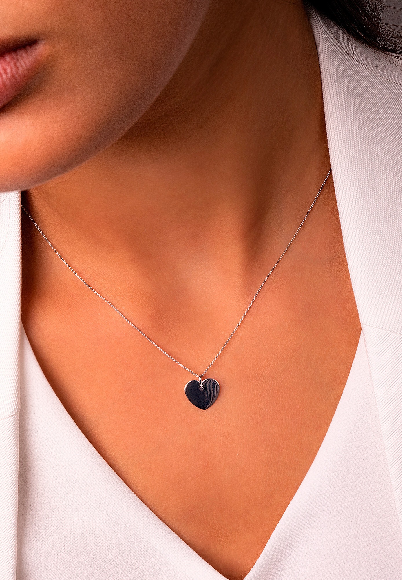 ONE ELEMENT Kettenanhänger »Herz ohne Gravur Herz Anhänger aus 333 Weißgold«