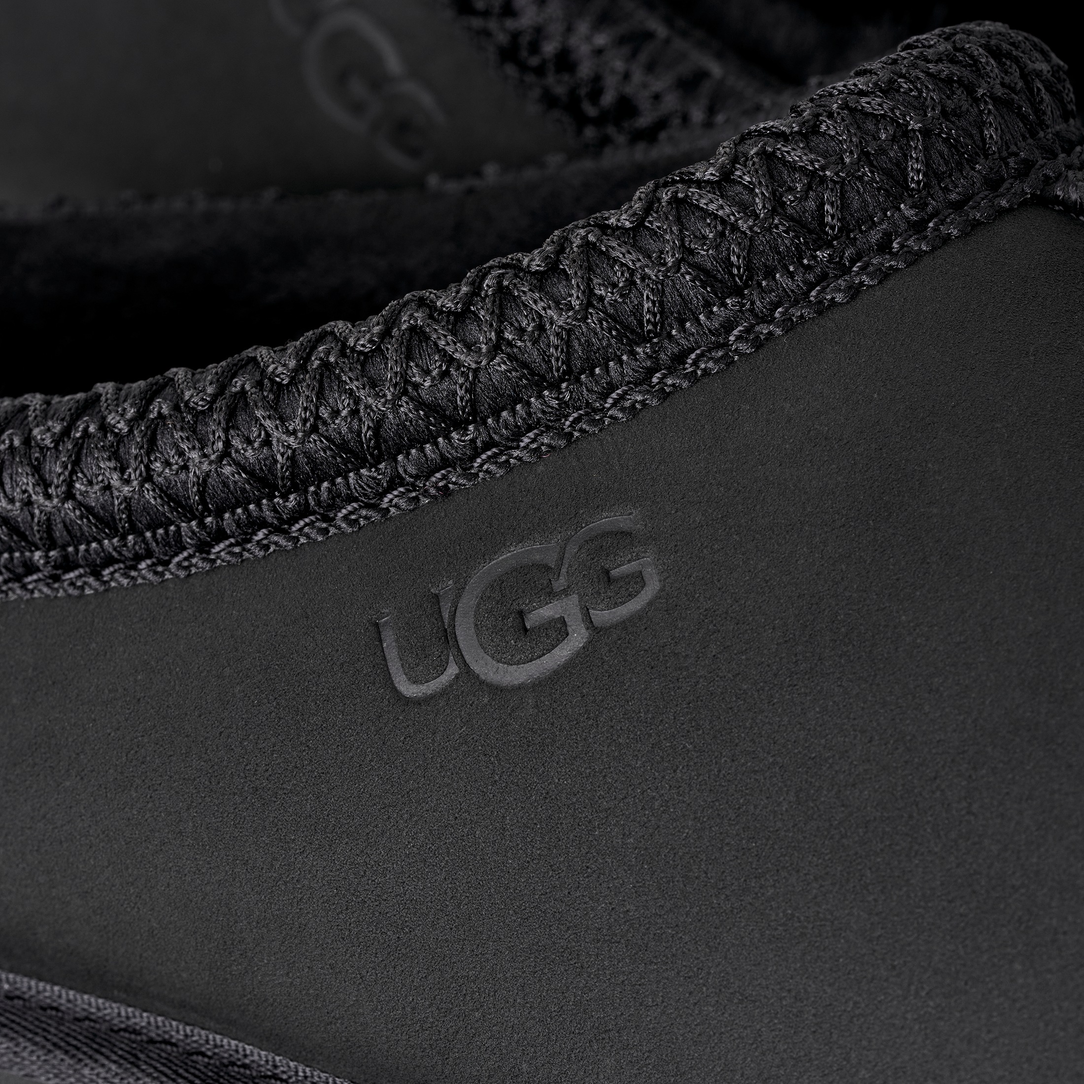 UGG Hausschuh »M TASMAN II NUBUCK«  Hausschuh, Schlupfschuh mit Bordüre im Ethno-Look