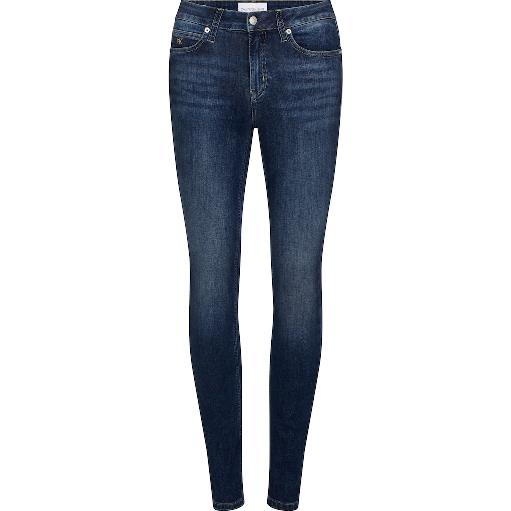 Calvin Klein Jeans Skinny-fit-Jeans »CKJ 011 MID RISE SKINNY«, mit Fadeout Effekt, Calvin Klein Jeans Markenlabel & CK Stickerei