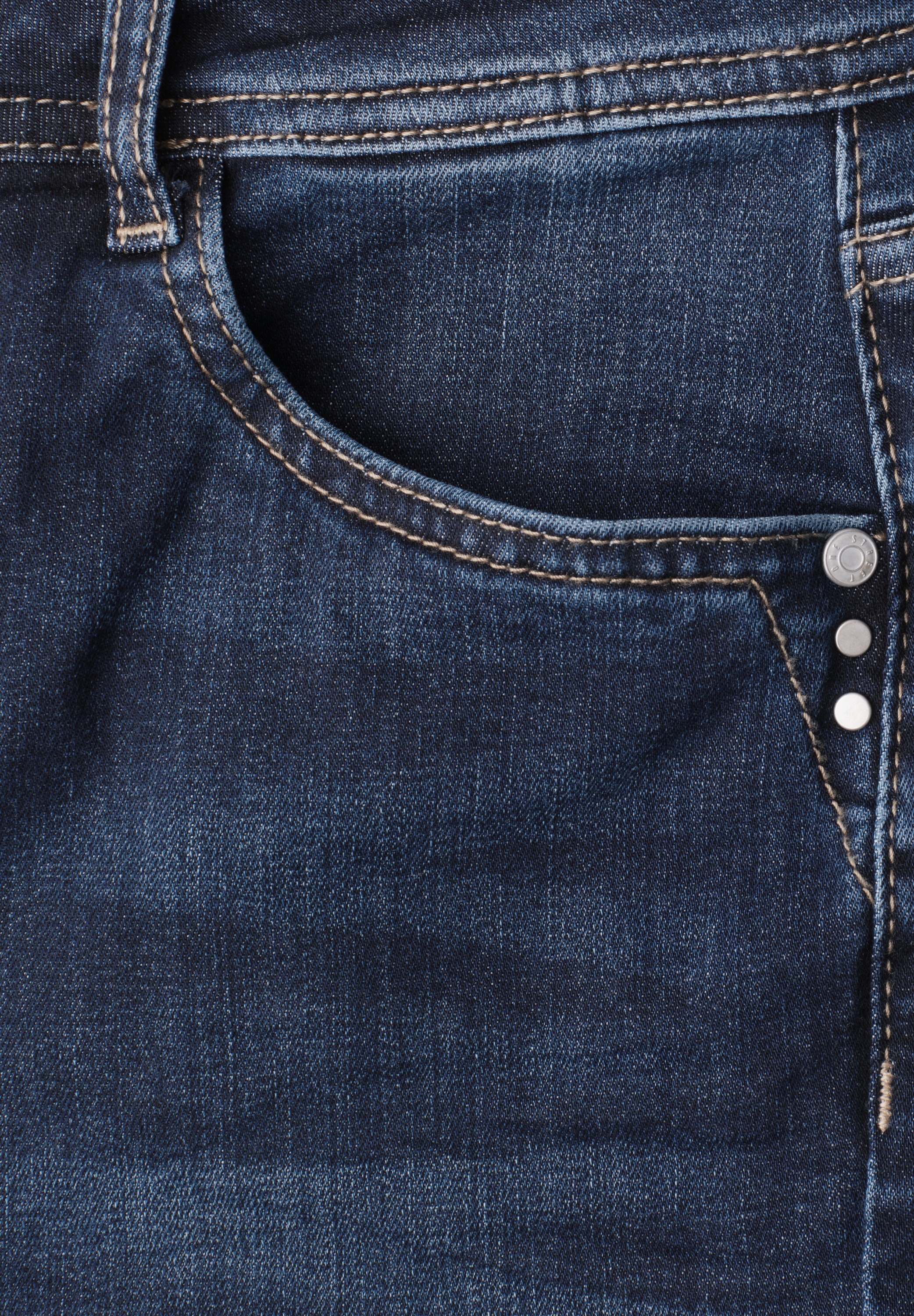 STREET ONE Bootcut-Jeans »Style Blaire« im Slim Fit / Stretch