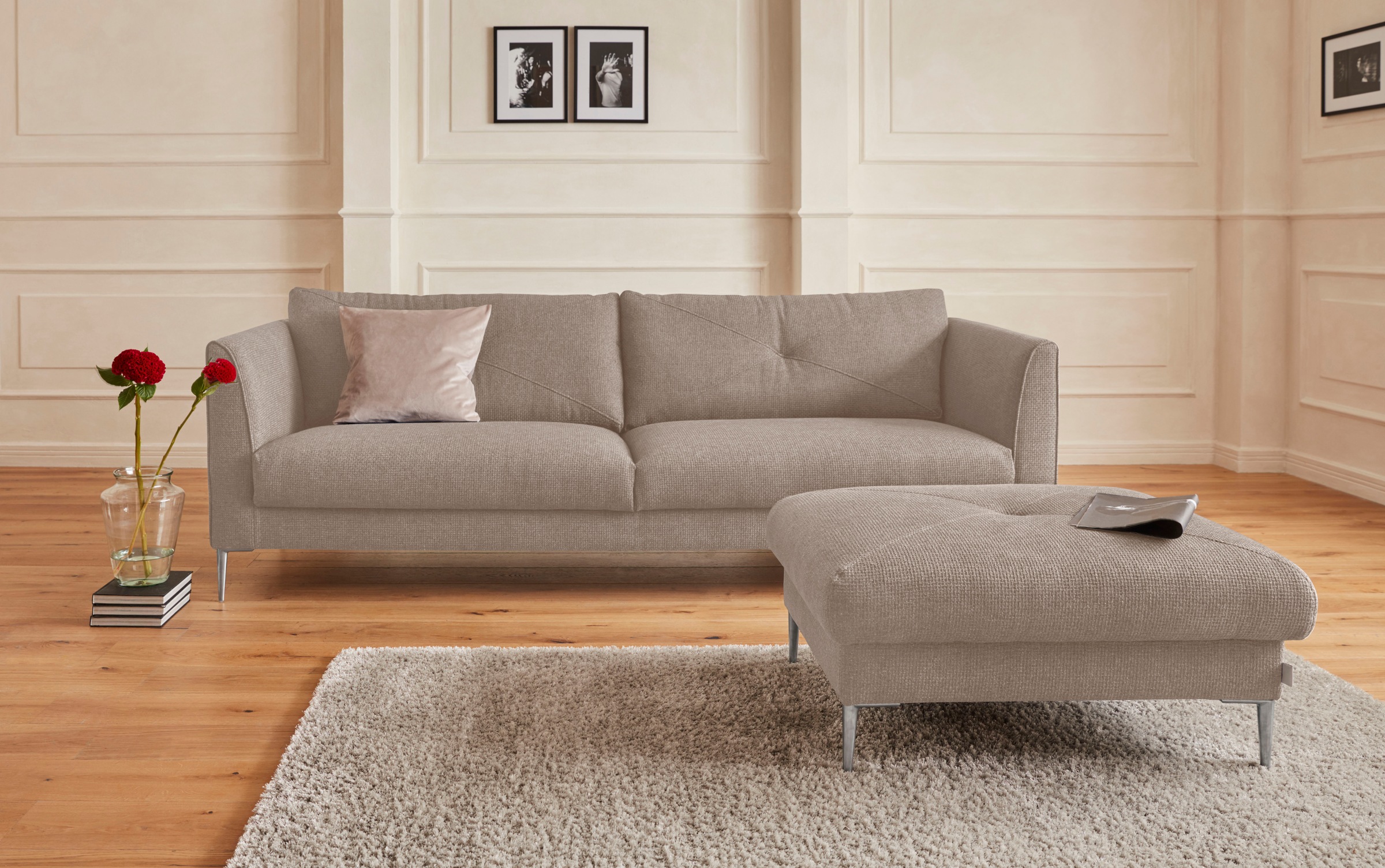 TRENDMANUFAKTUR 2,5-Sitzer »Chilltime, elegant und bequem, Komfortsitzhöhe 46cm, Breite 237cm«, mit eleganter Kreuznaht in den Rückenkissen, Breite 237 cm