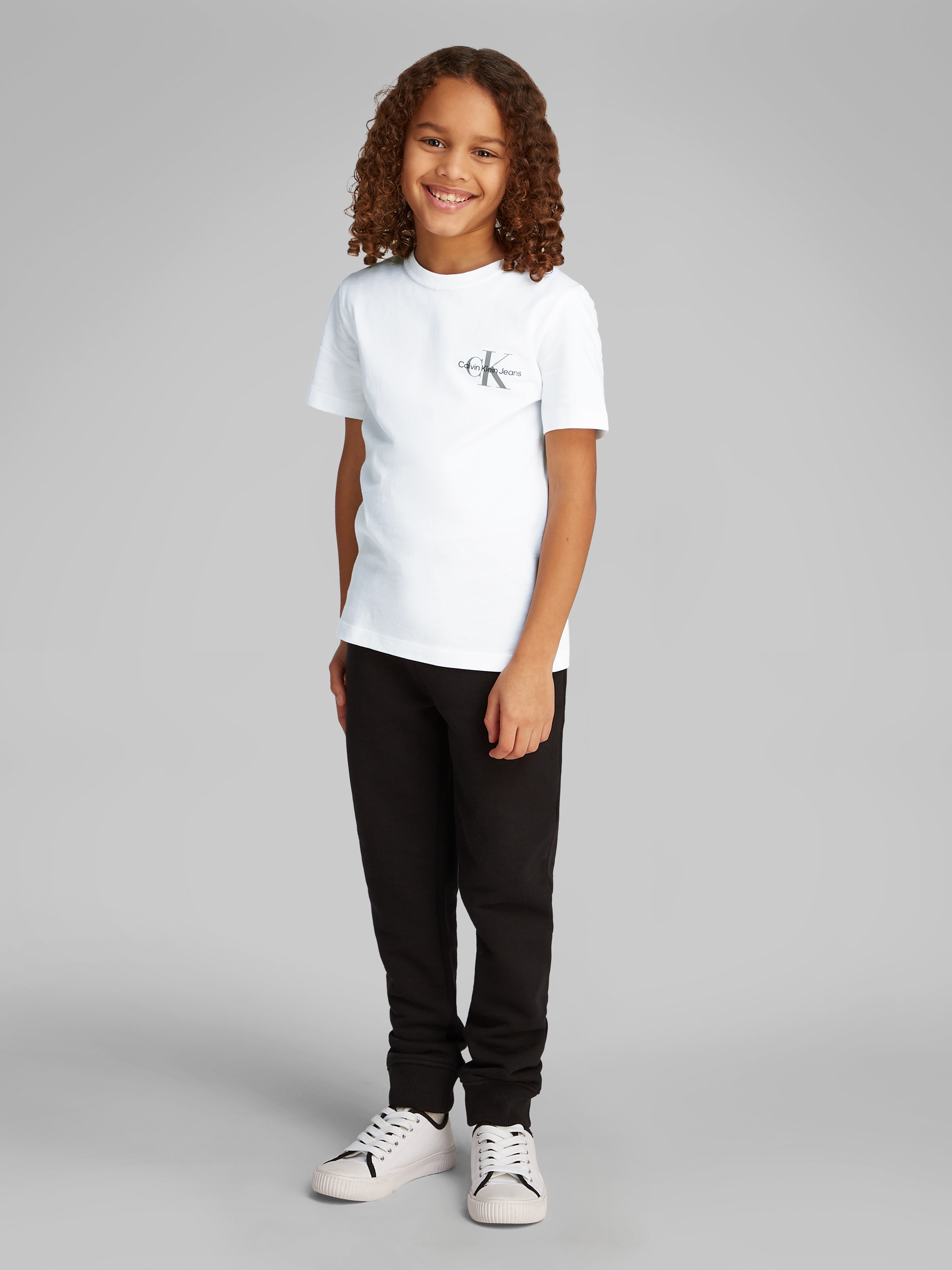 Calvin Klein Jeans T-Shirt »Chest Monologo Ss T-Shirt«, für Kinder bis 16 Jahre und mit Logodruck
